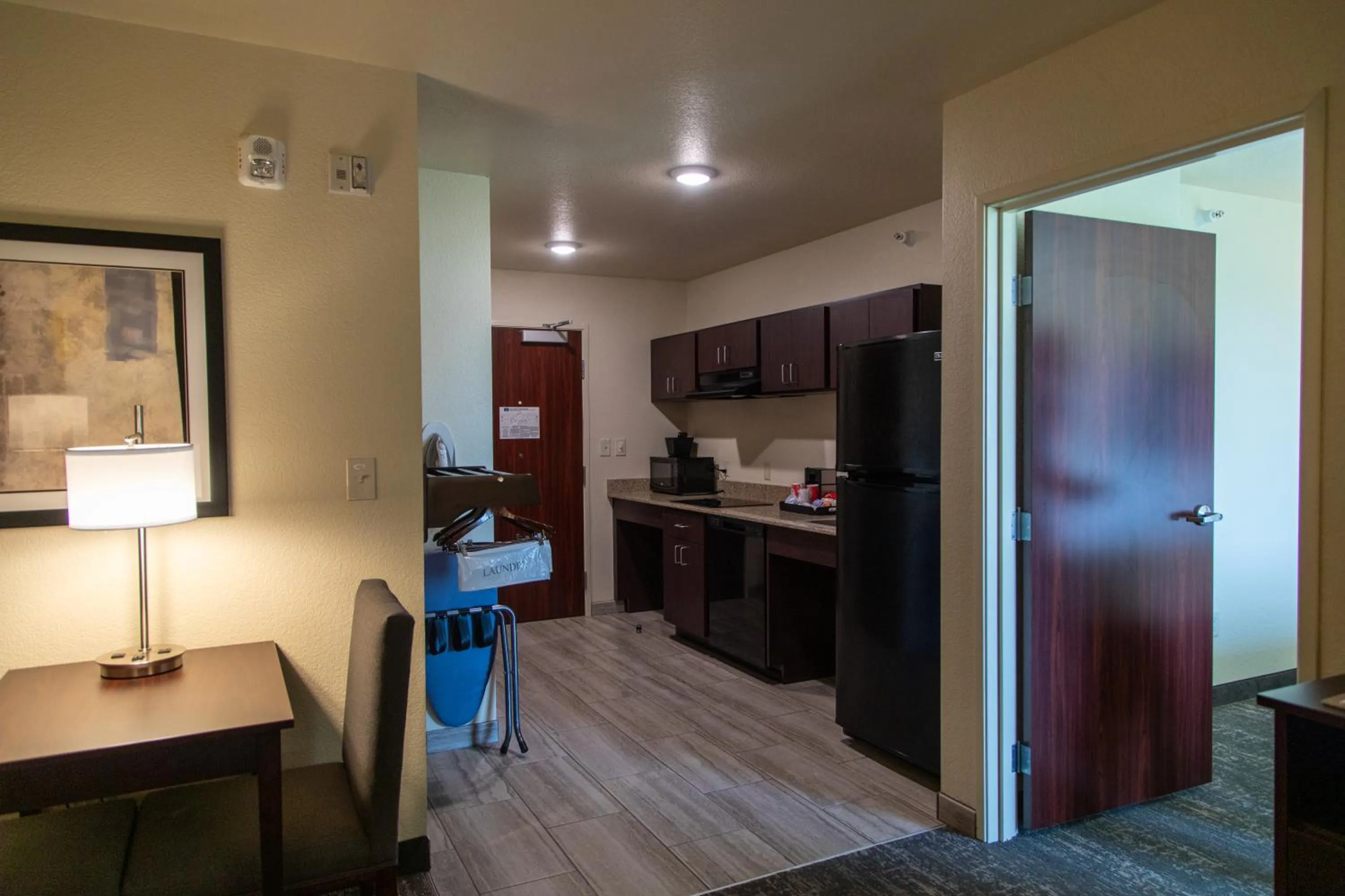 Family Room - Disability Access in Cobblestone Inn & Suites -Springfield