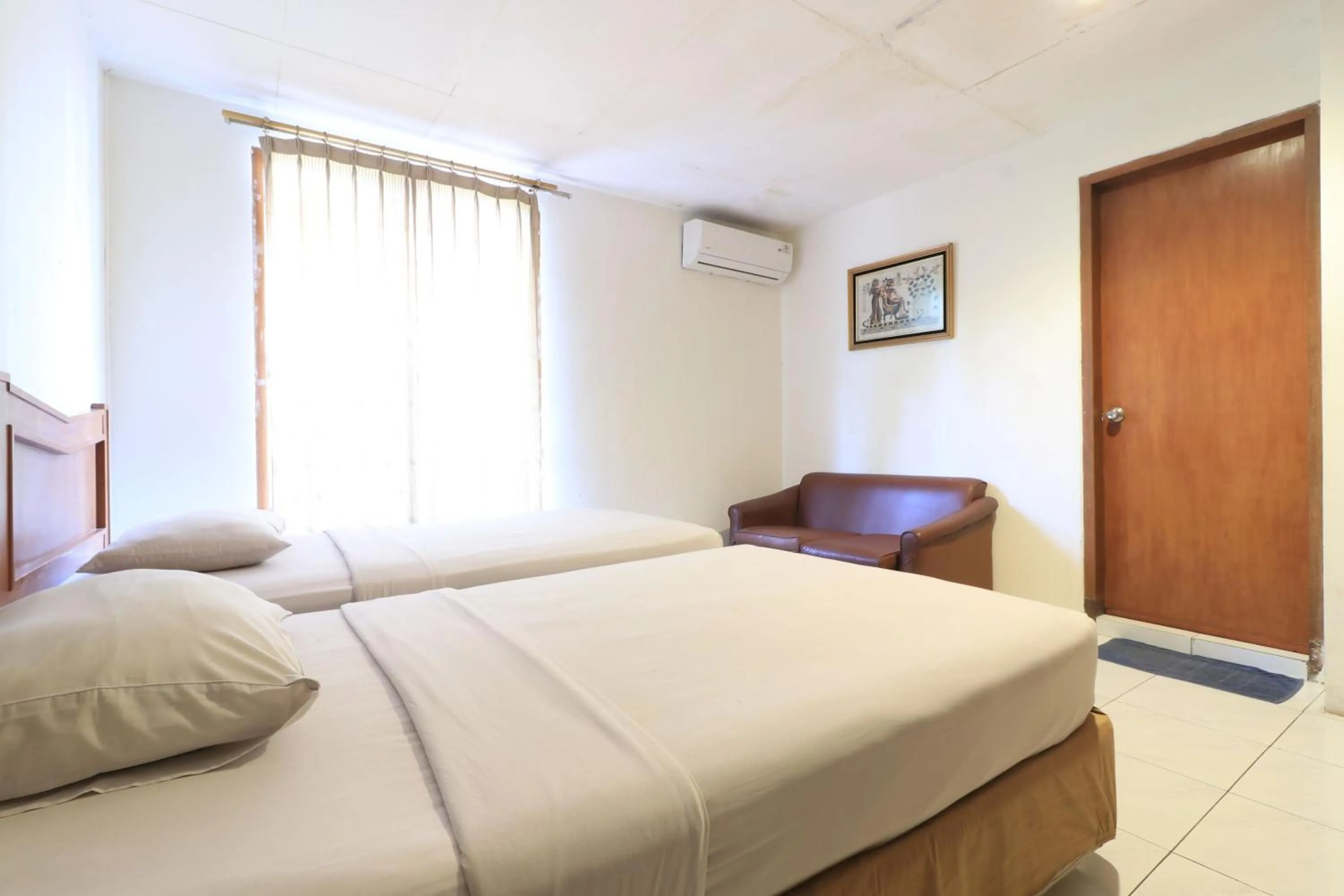 Superior Twin Room in Mroom Prapancha