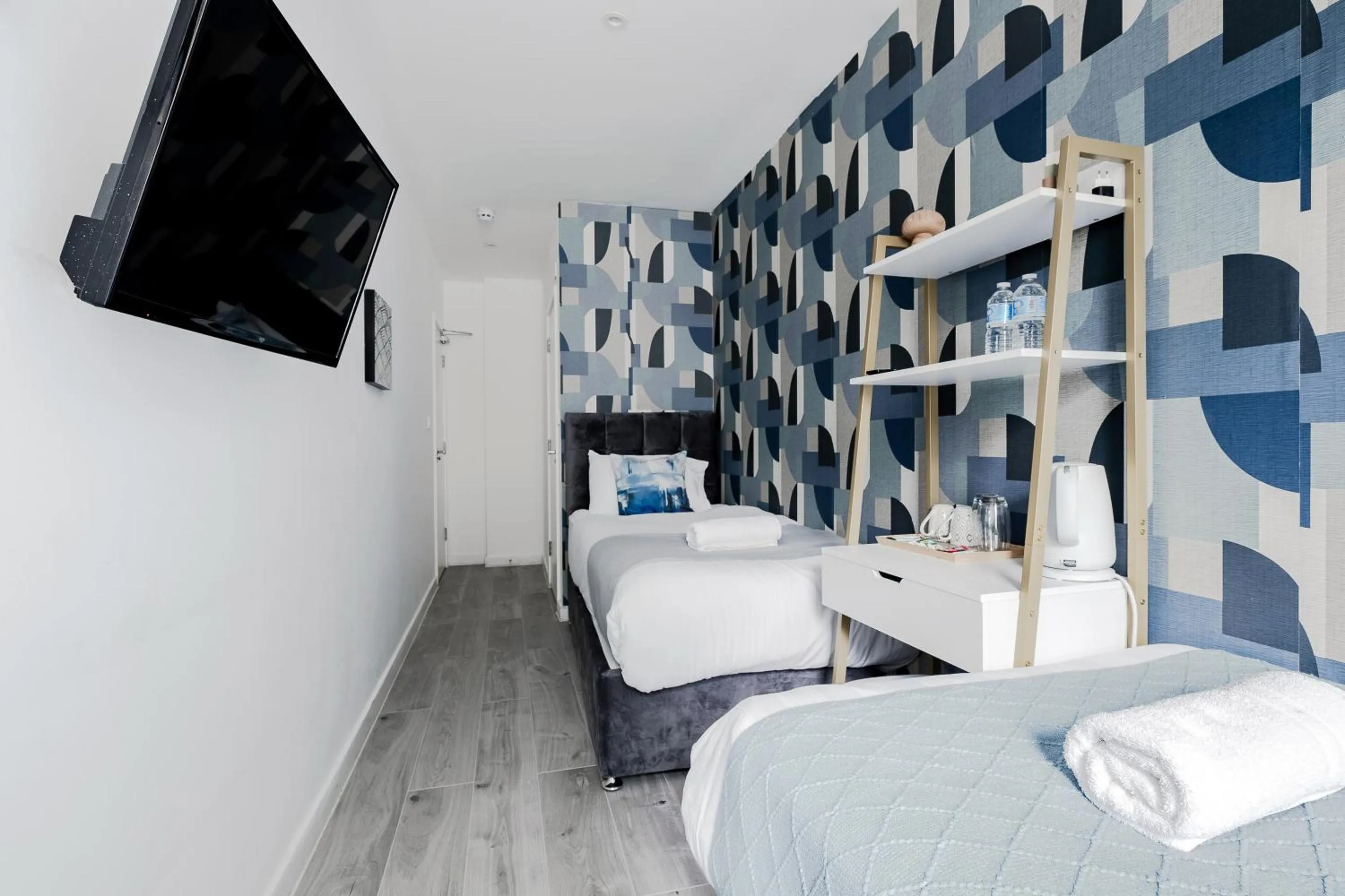 Standard Twin Room in Wembar Hotel