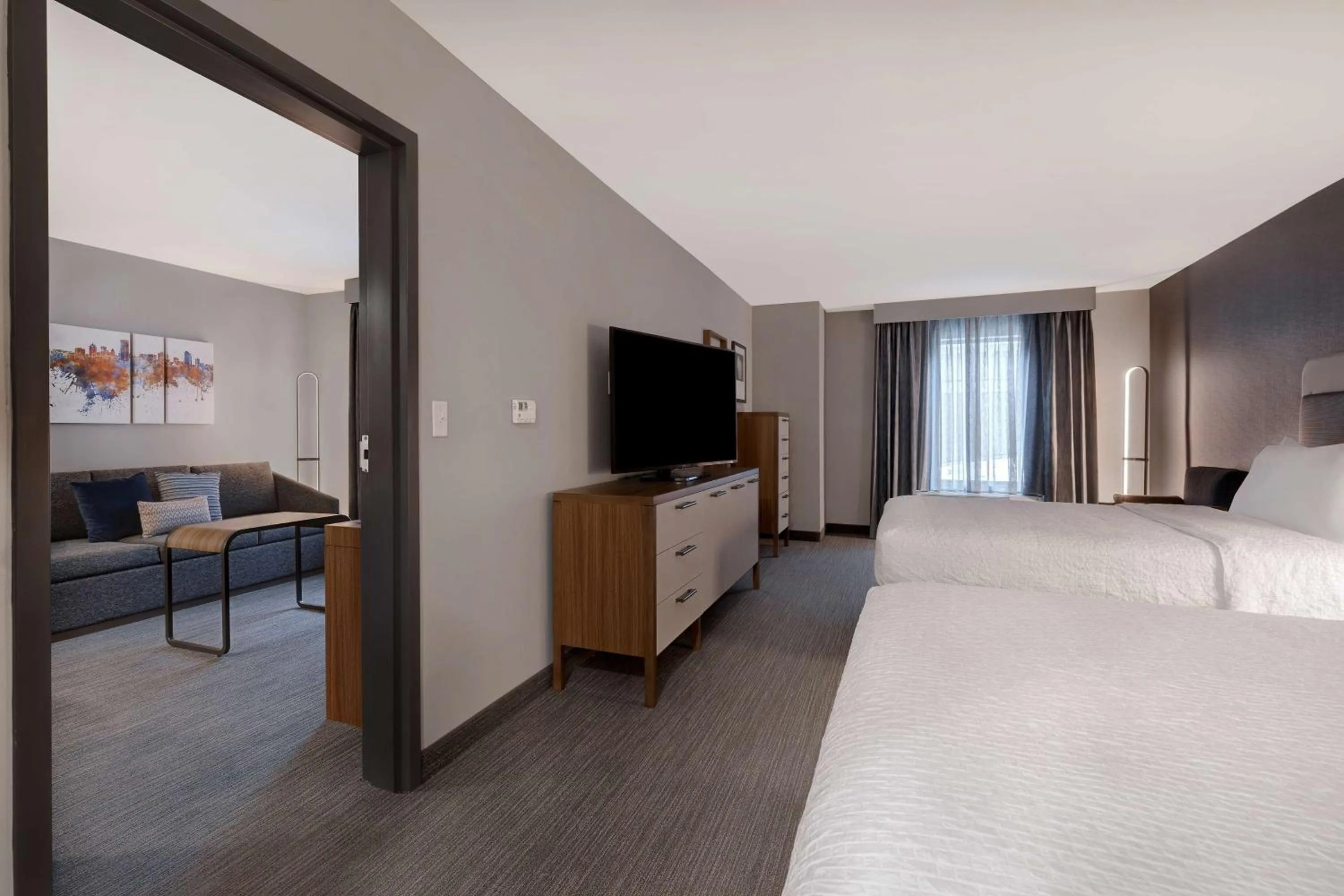 One-Bedroom Queen Suite with Two Queen Beds in Homewood Suites By Hilton Oak Creek Milwaukee