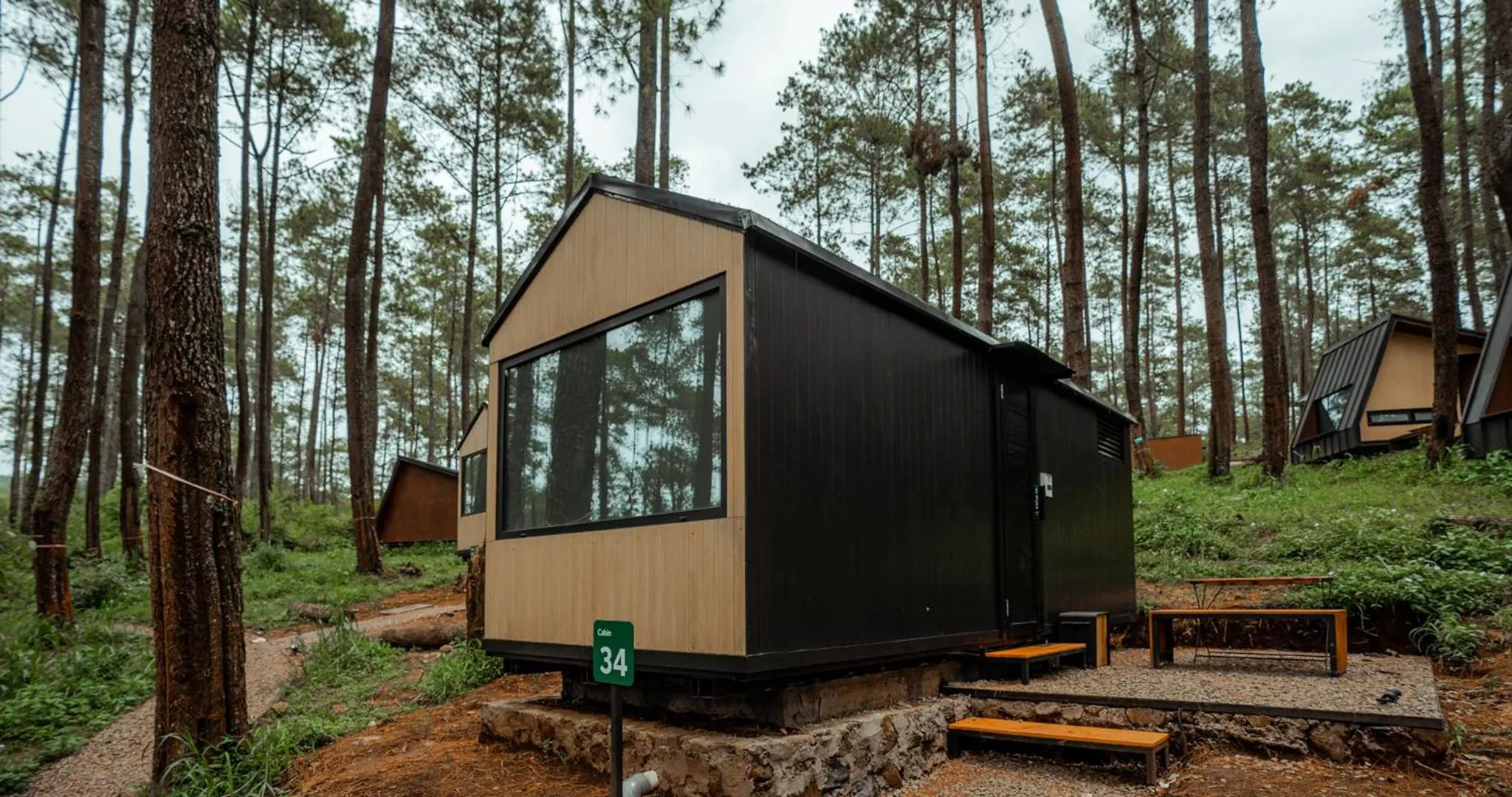 Executive Cabin in Bobocabin Cikole, Bandung