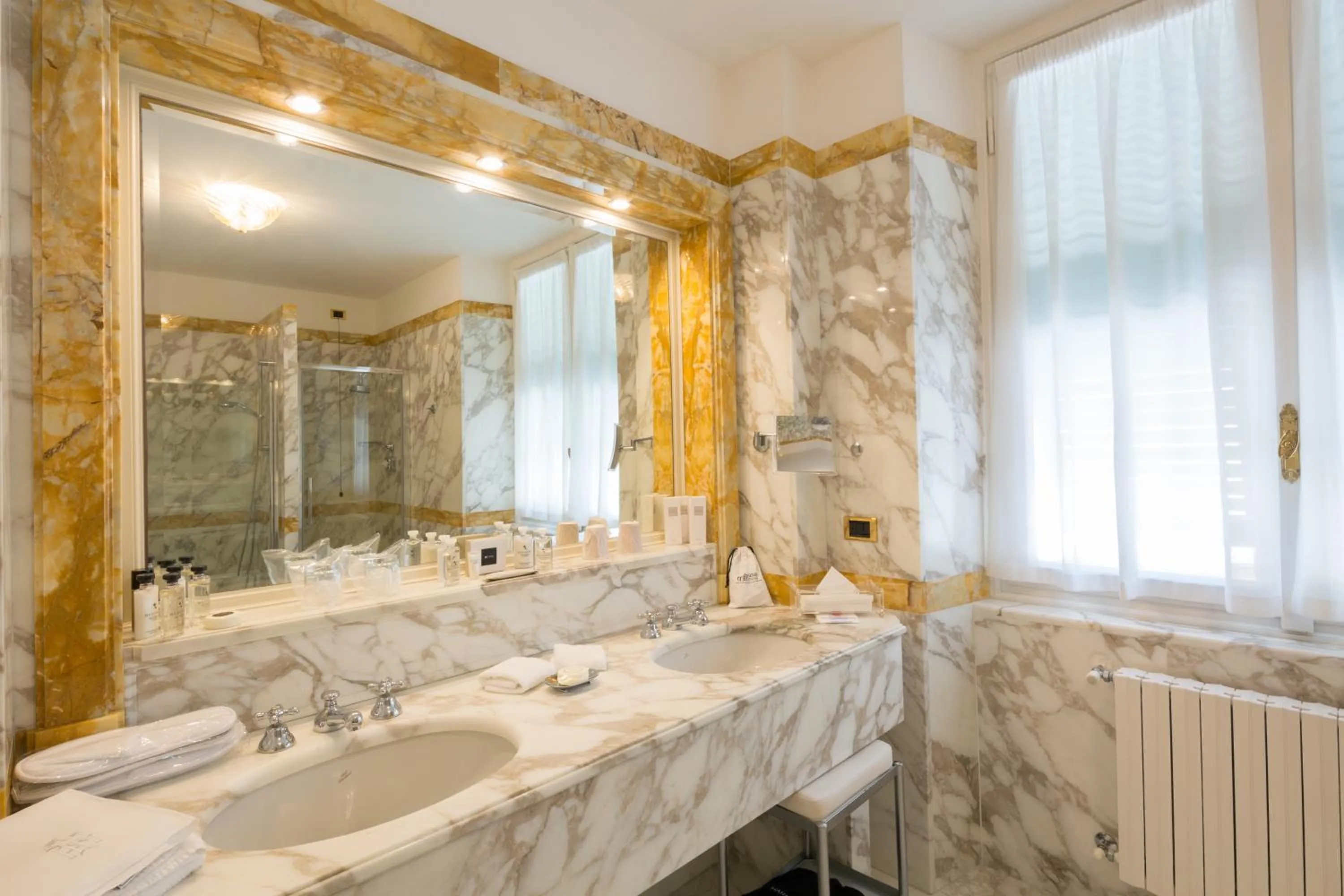 Imperial Suite with Terrace - Adults Only in Imperiale Palace Hotel