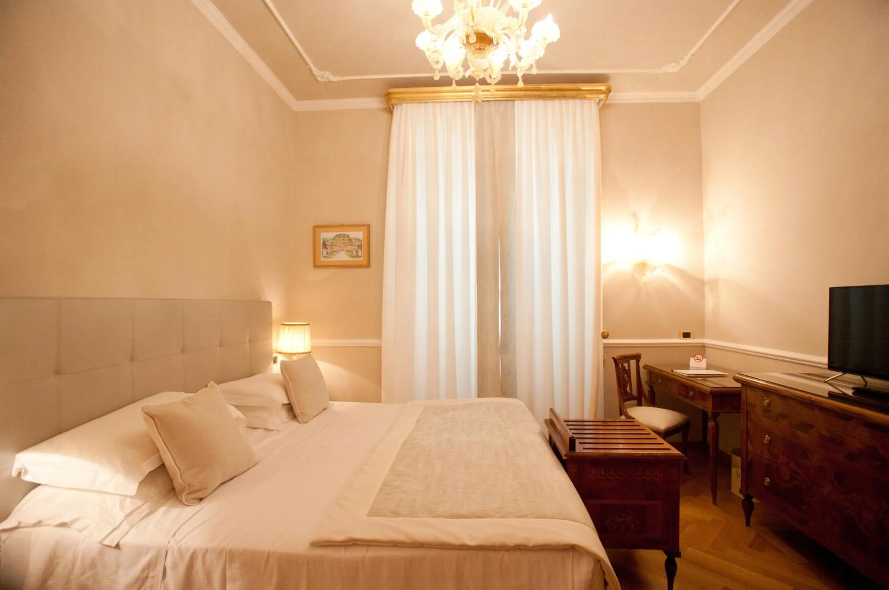 Double or Twin Room in Imperiale Palace Hotel
