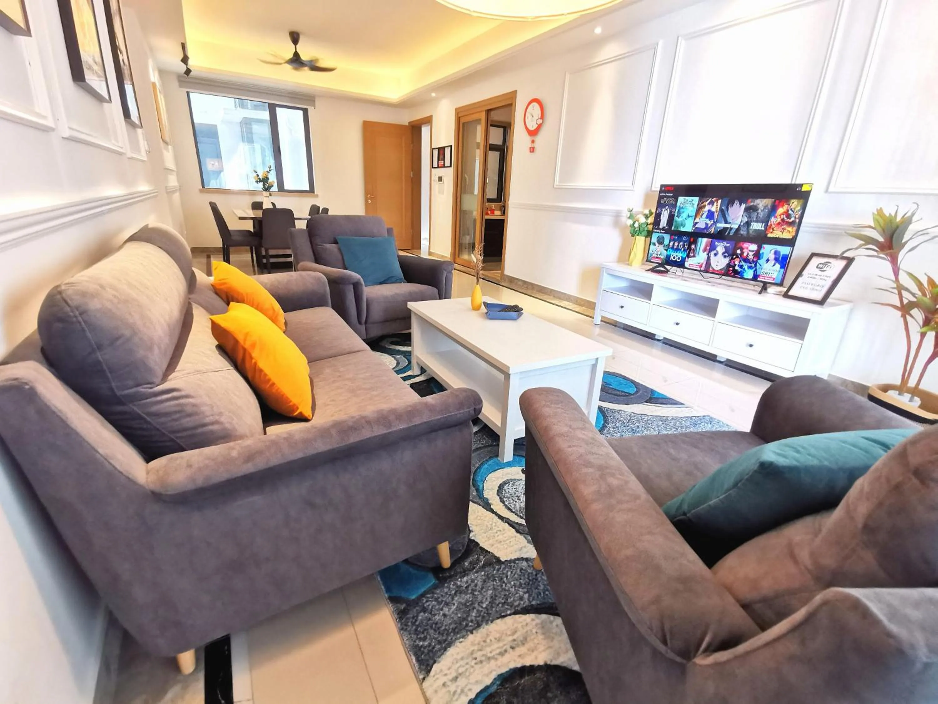 Four-Bedroom House in R&F PRINCESS COVE by ANJU