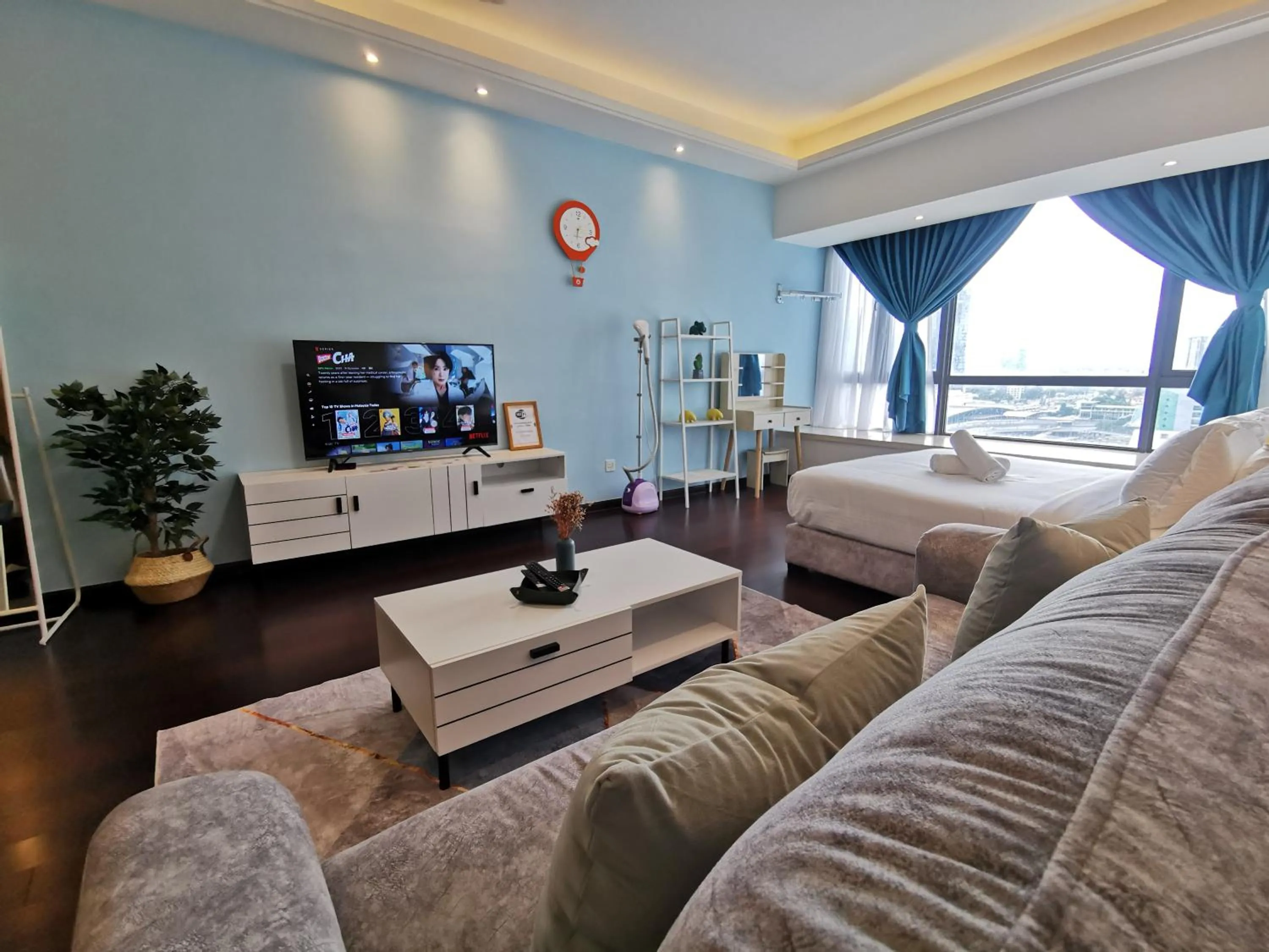 Deluxe Queen Studio  in R&F PRINCESS COVE by ANJU