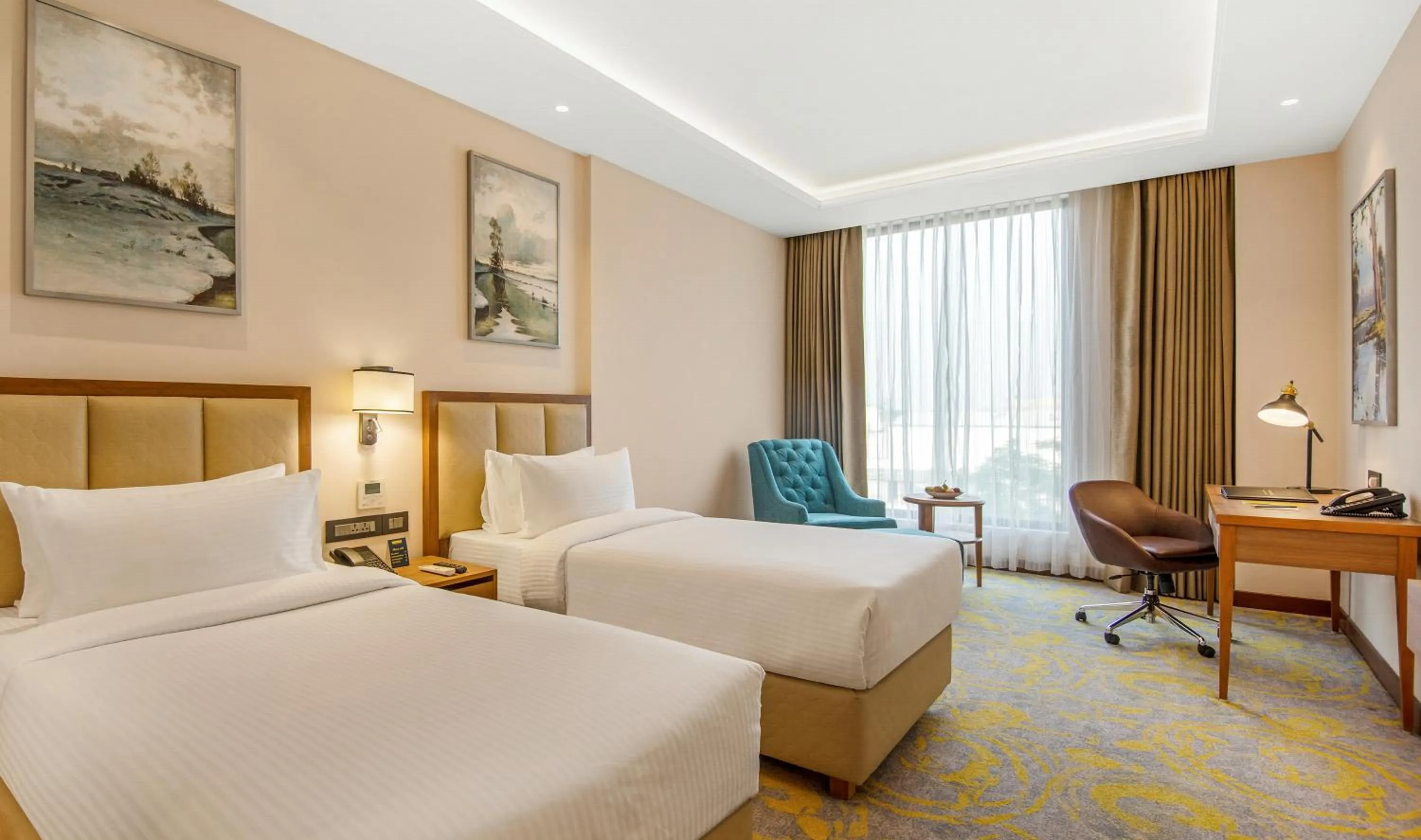 Deluxe Twin Room in Golden Tulip Jalandhar