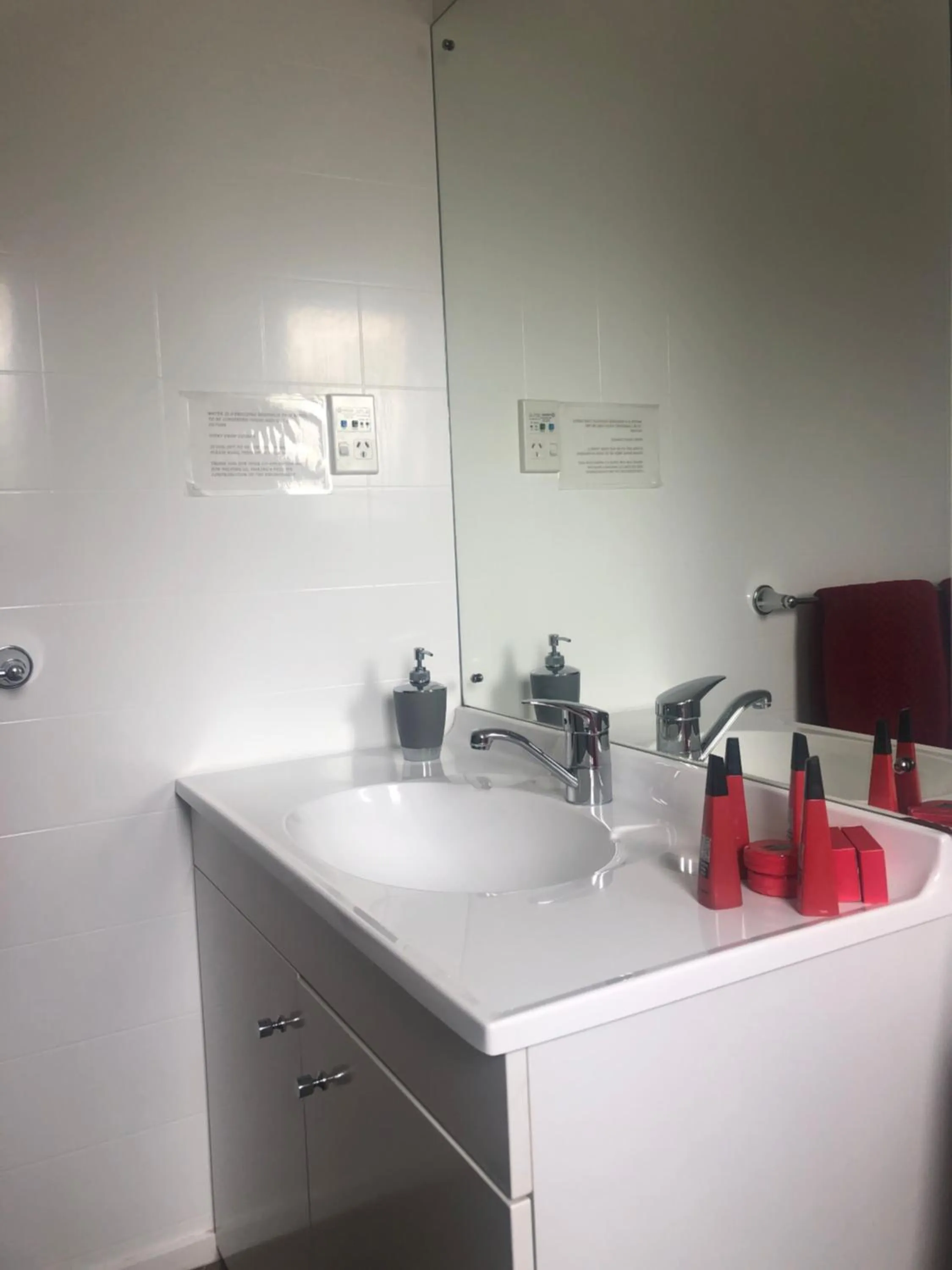 Family Apartment in Thornton Lodge Motel