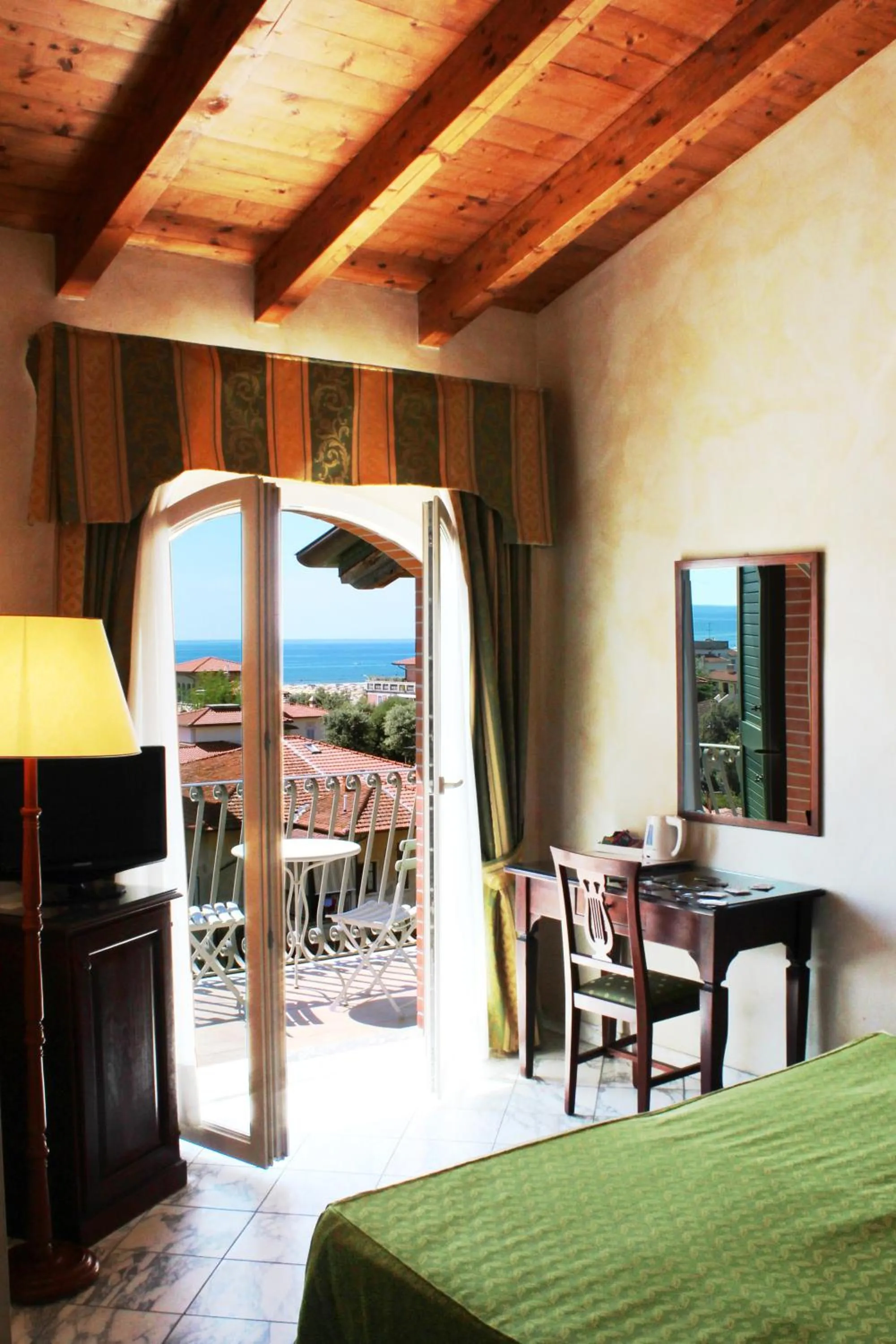 Superior Double Room in Hotel La Pigna