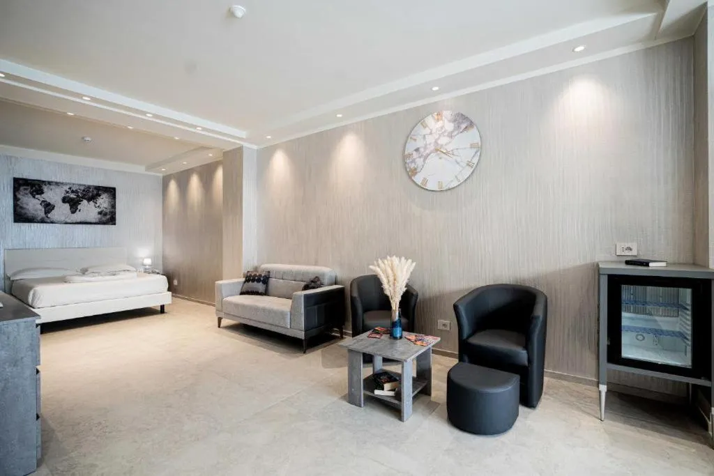 King Suite with Spa Bath in Catania Sea Palace Hotel