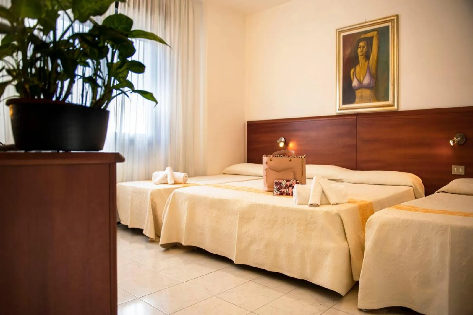 Small Quadruple Room in Hotel Califfo