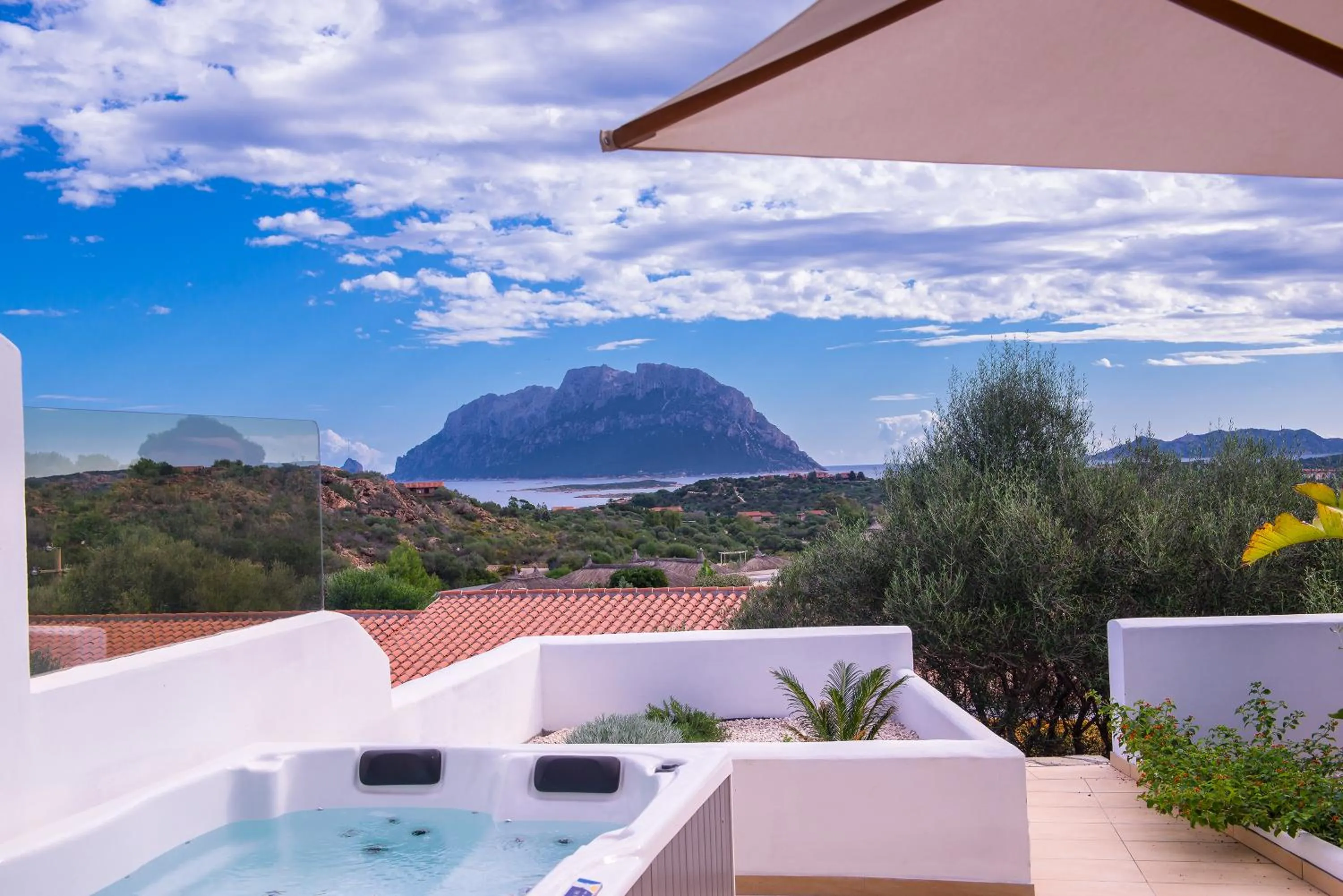 Suite with Spa Bath in Hotel Ollastu