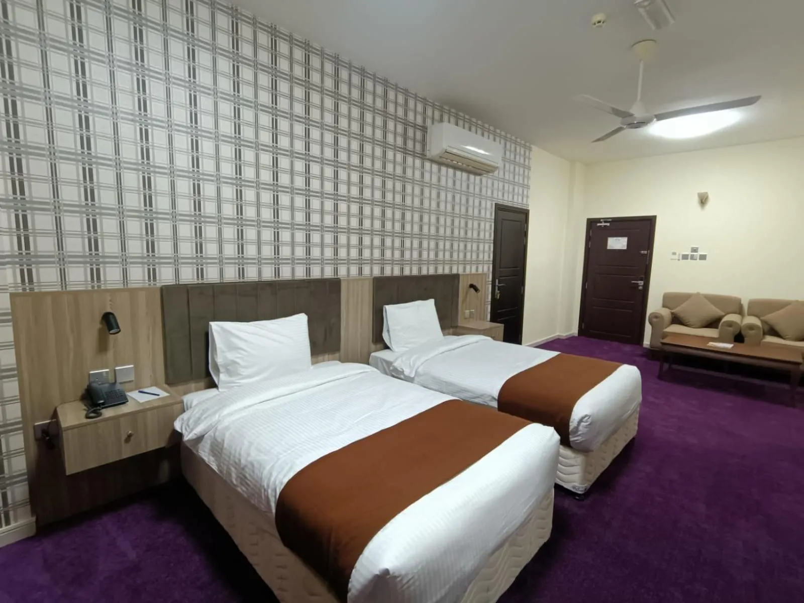 Superior Twin Room in ROYAL HOTEL