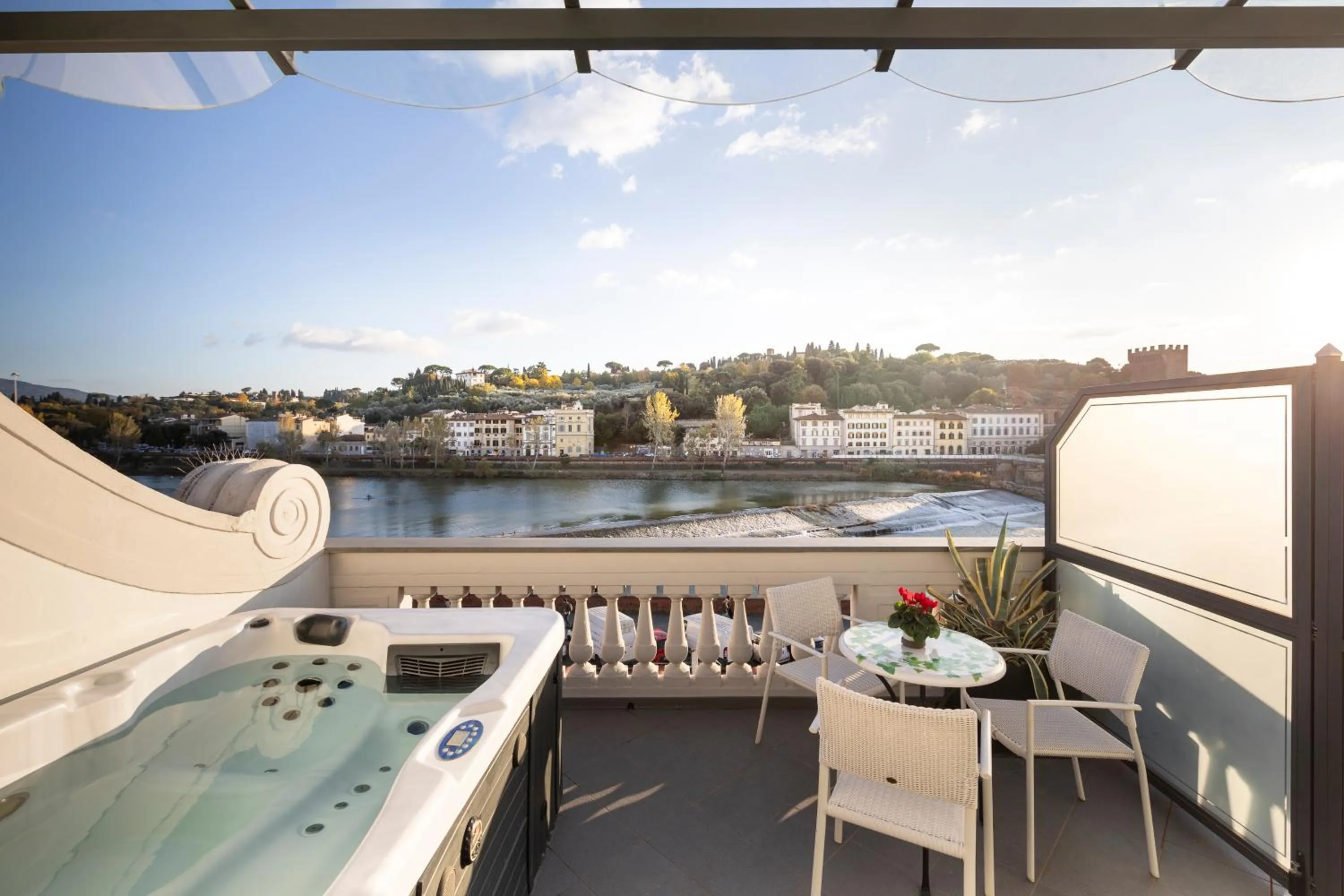 Junior Suite Deluxe - Arno View in LHP Hotel River & SPA