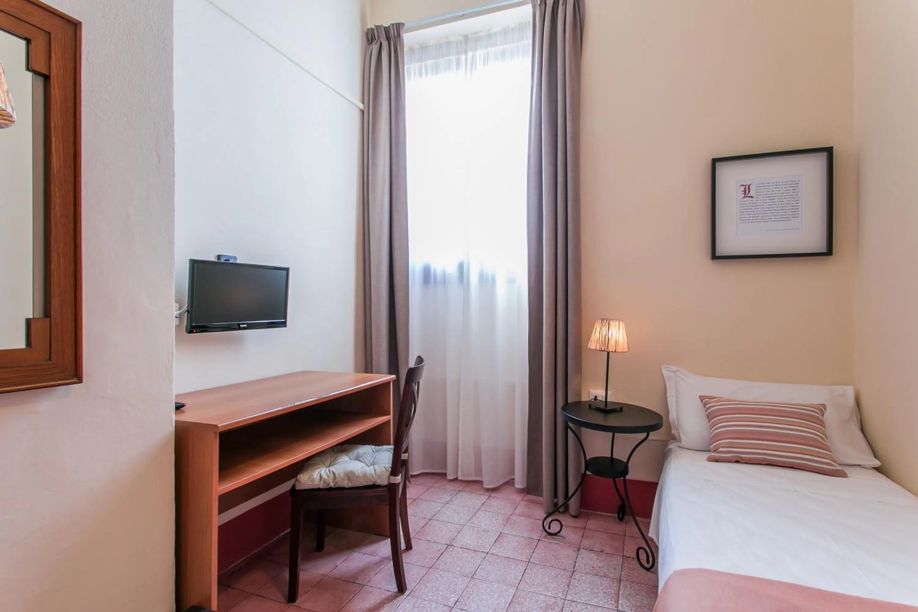 Comfort Single Room in Hotel d'Azeglio Firenze