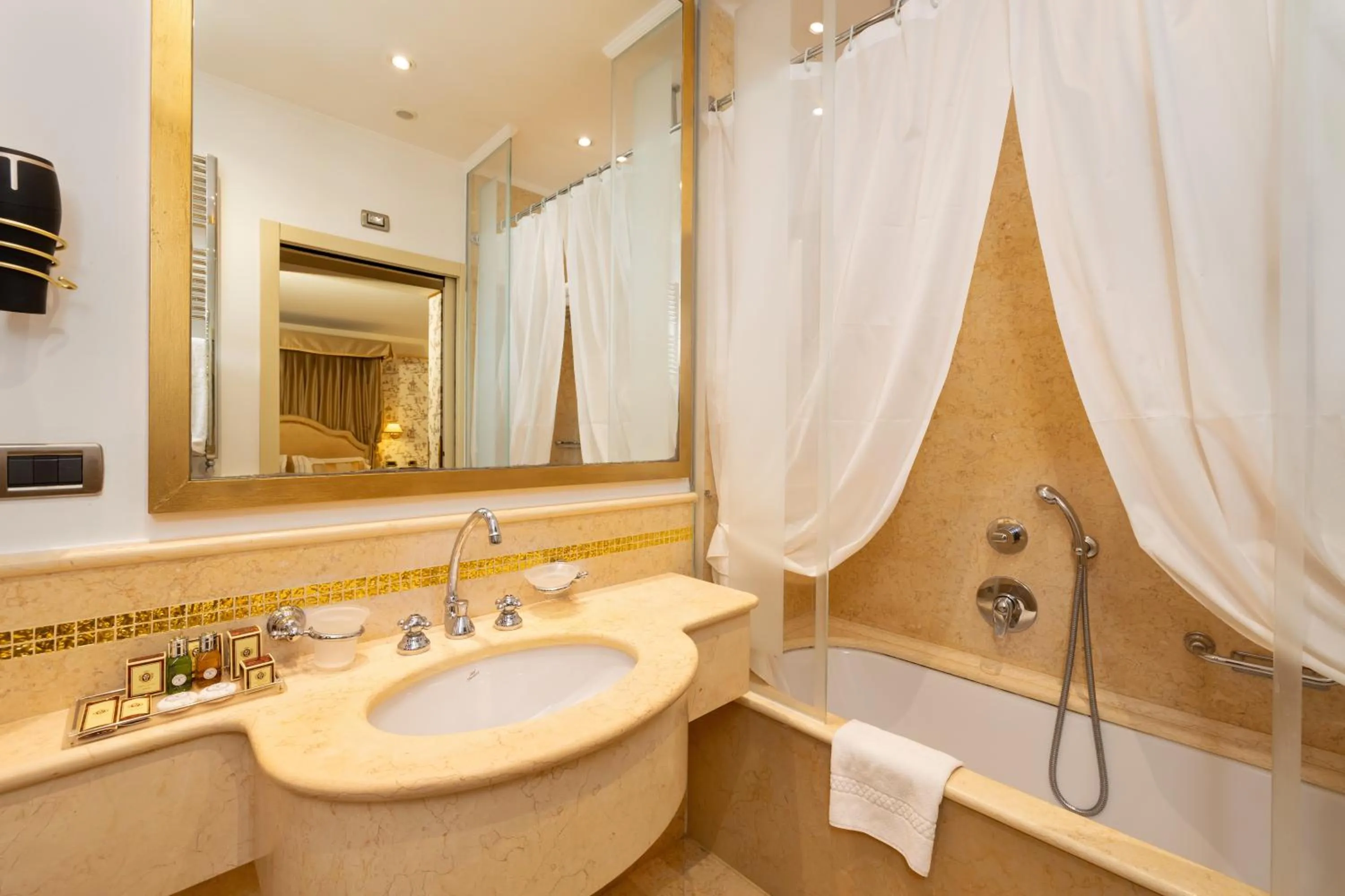 Junior Suite (3 Adults) in Hotel A La Commedia