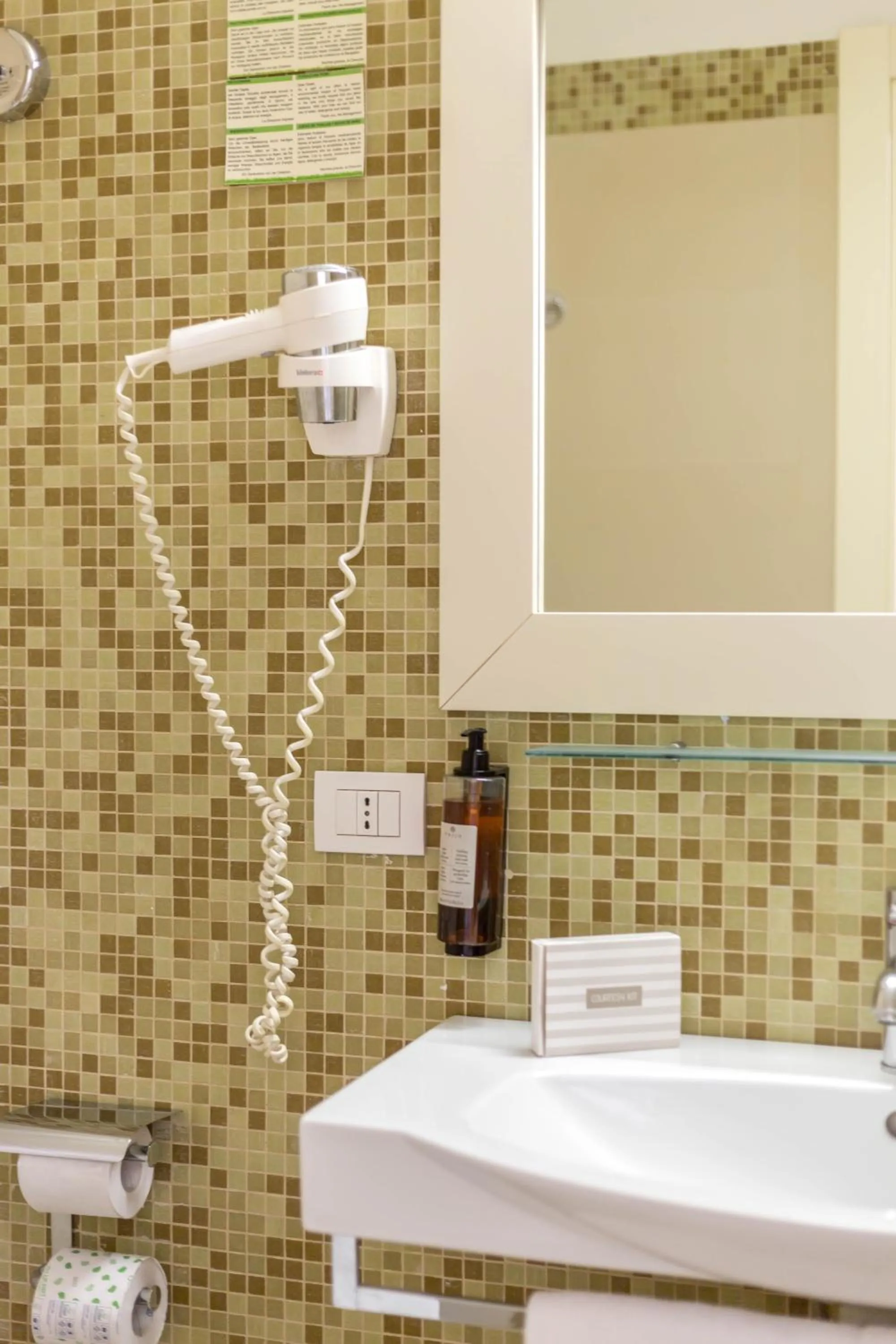 Superior Double or Twin Room with Sea View - single occupancy in Hotel Catalunya