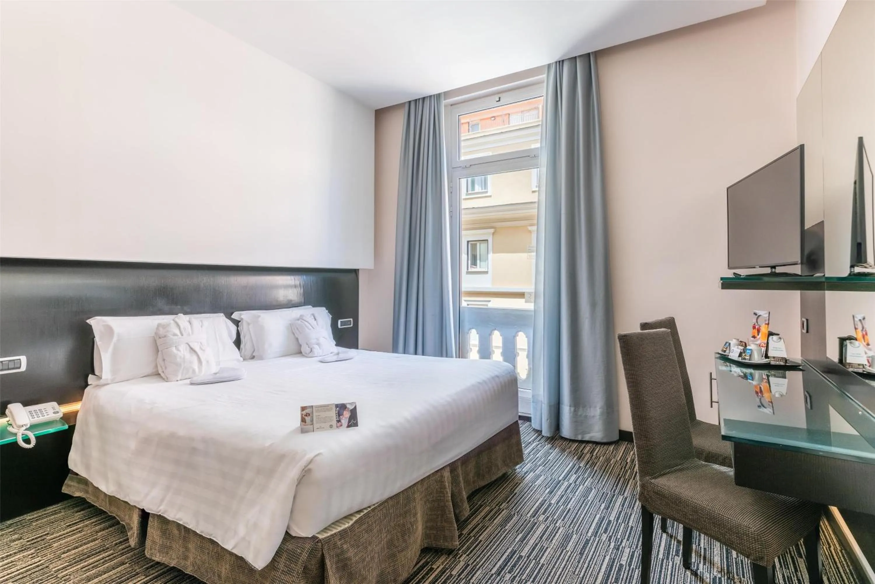 Comfort King Room - single occupancy in Best Western Plus Hotel Universo