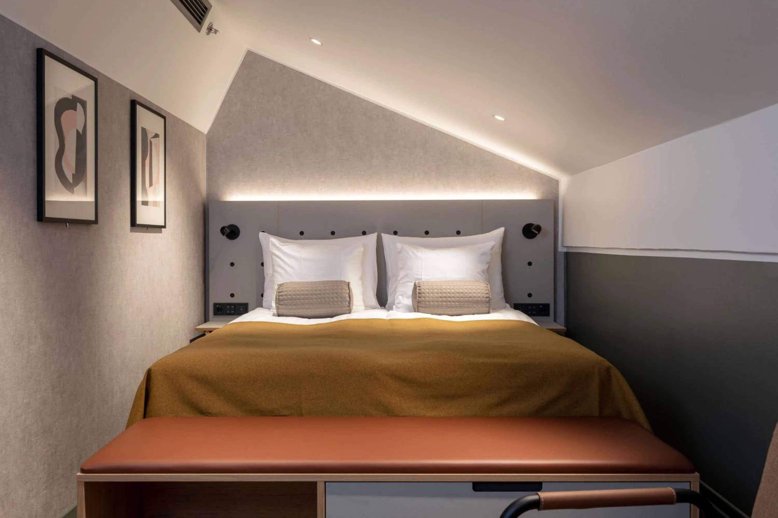 King Room without Window in Scandic Helsinki Hub