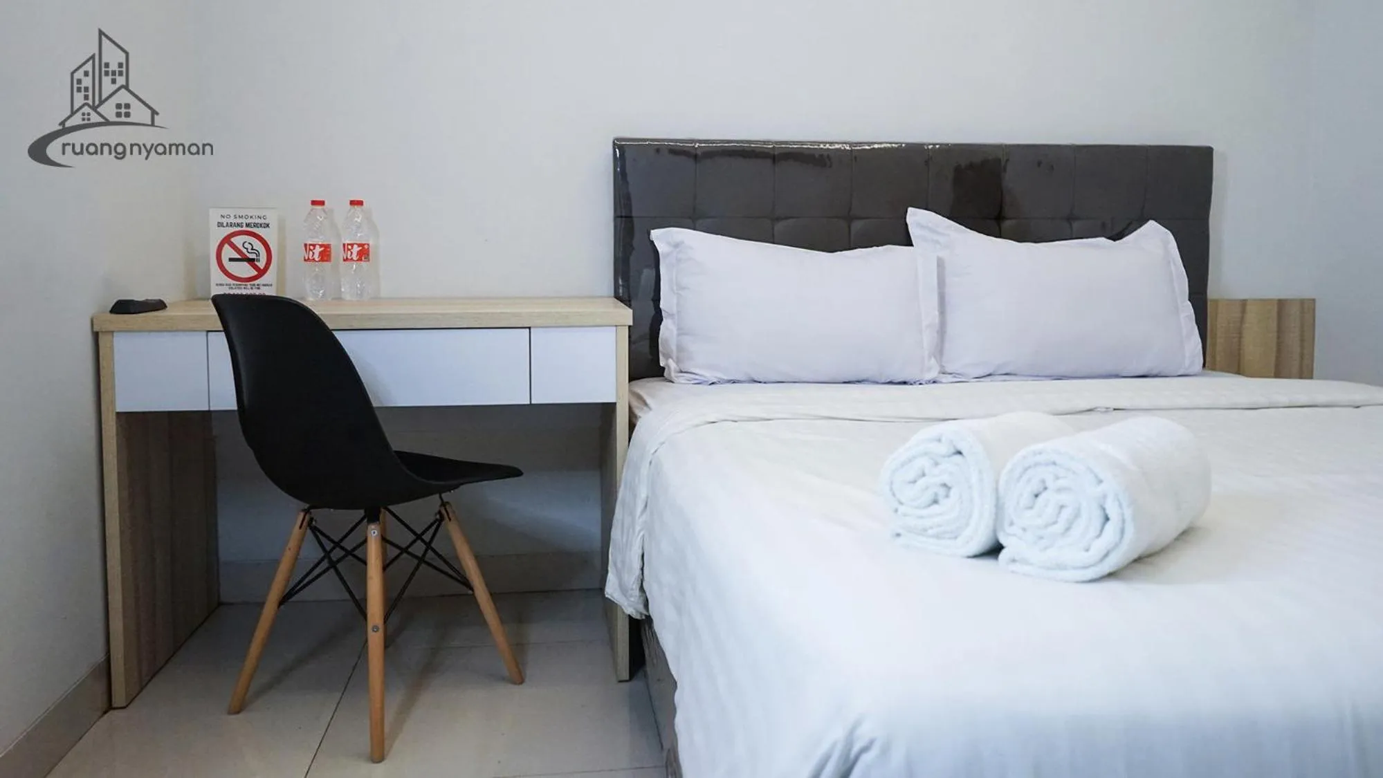 Superior Double Room in Regentown Near ICE BSD