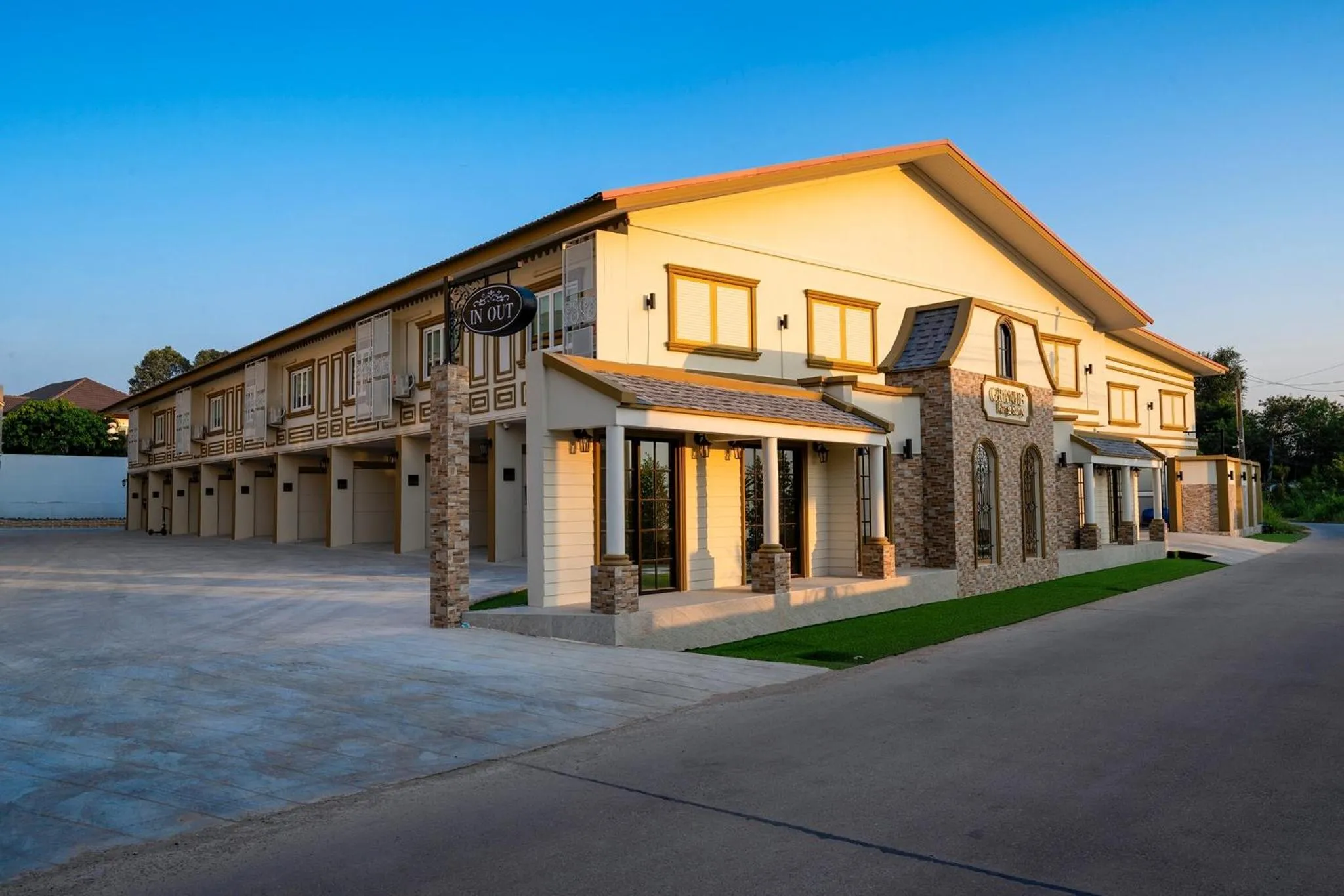 Superior Suite - single occupancy in Grandbangsaray