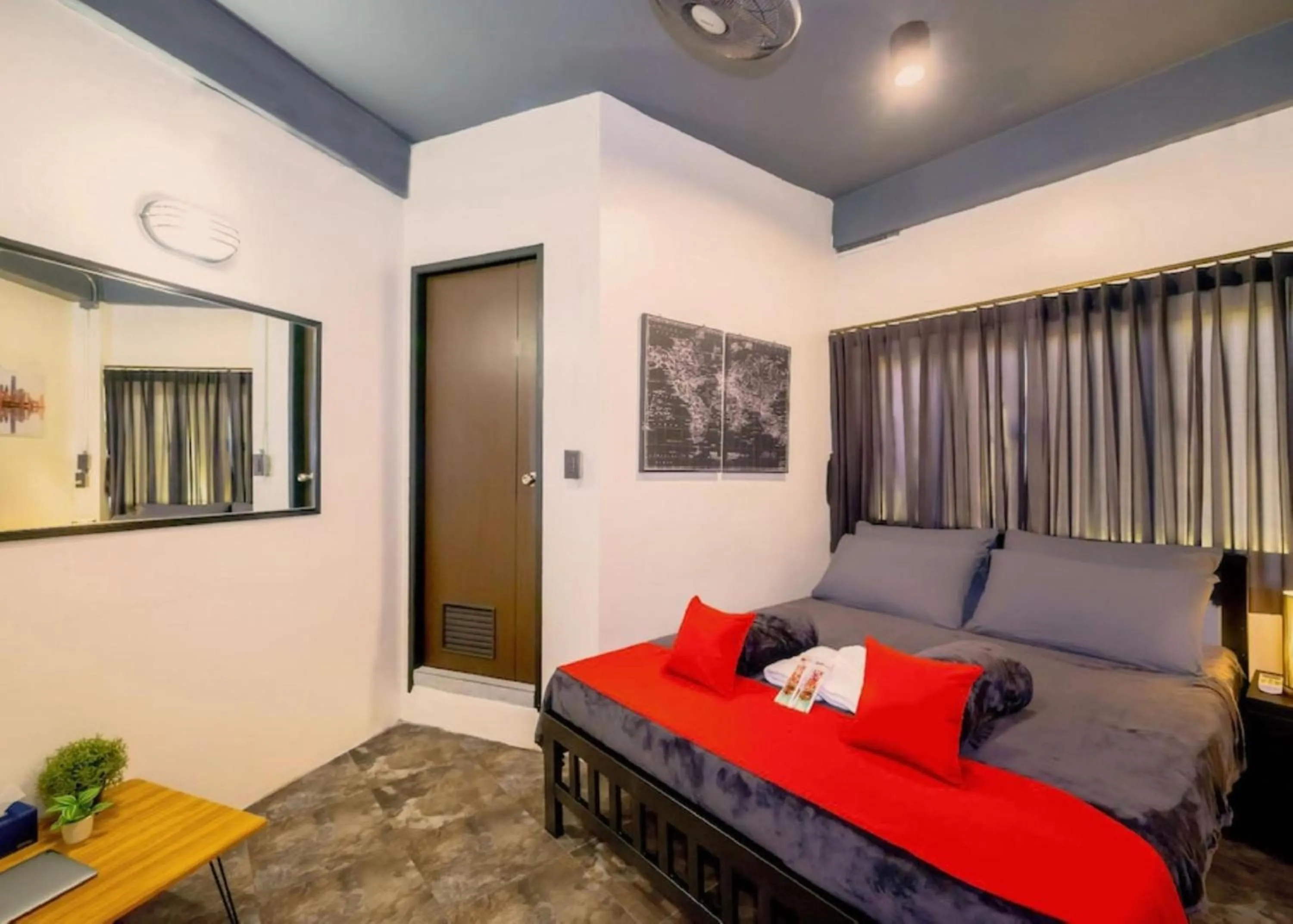 Superior Double Room in Episode 11 Hostel Sukhumvit