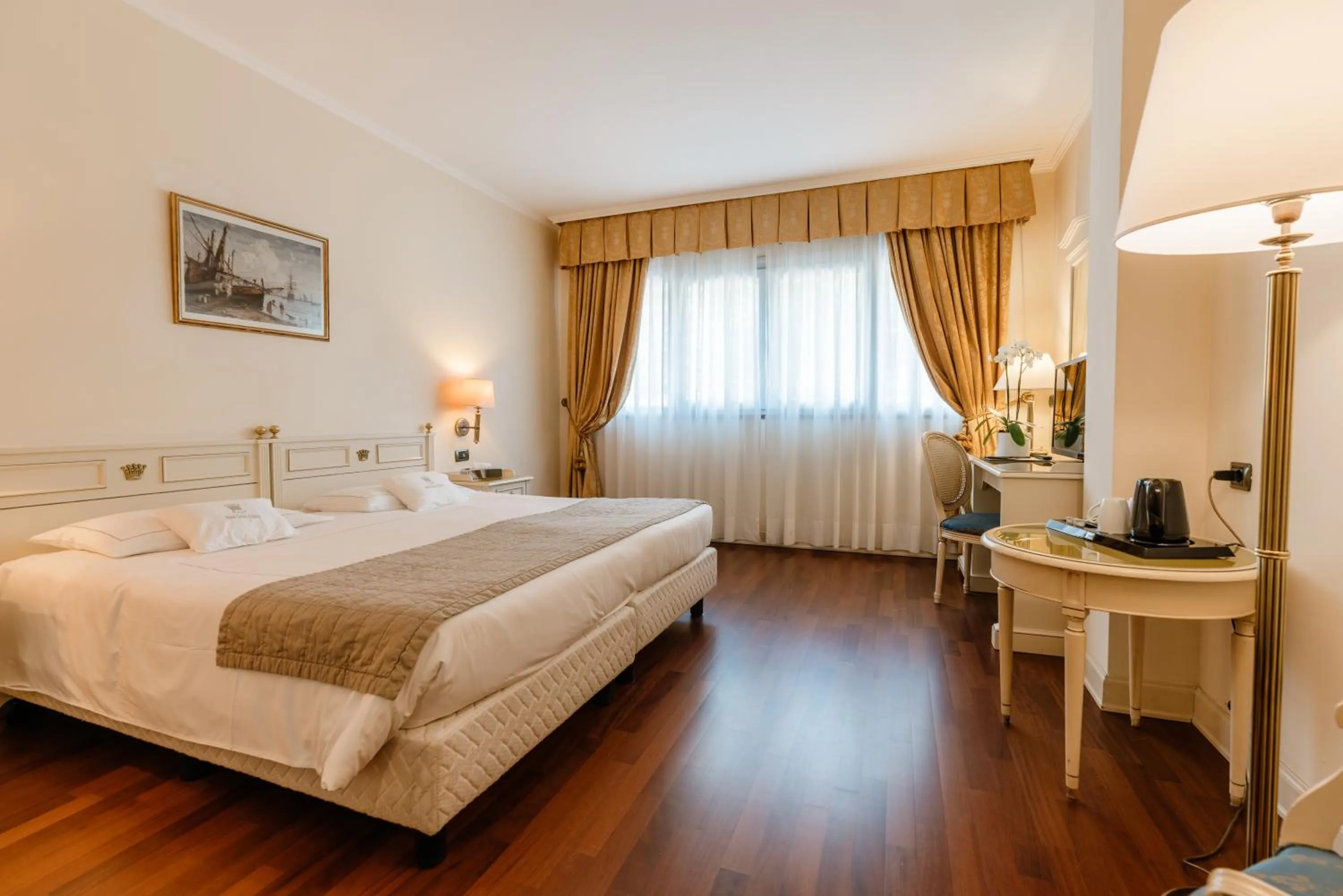 Classic Double Room in Hotel Savoy Palace