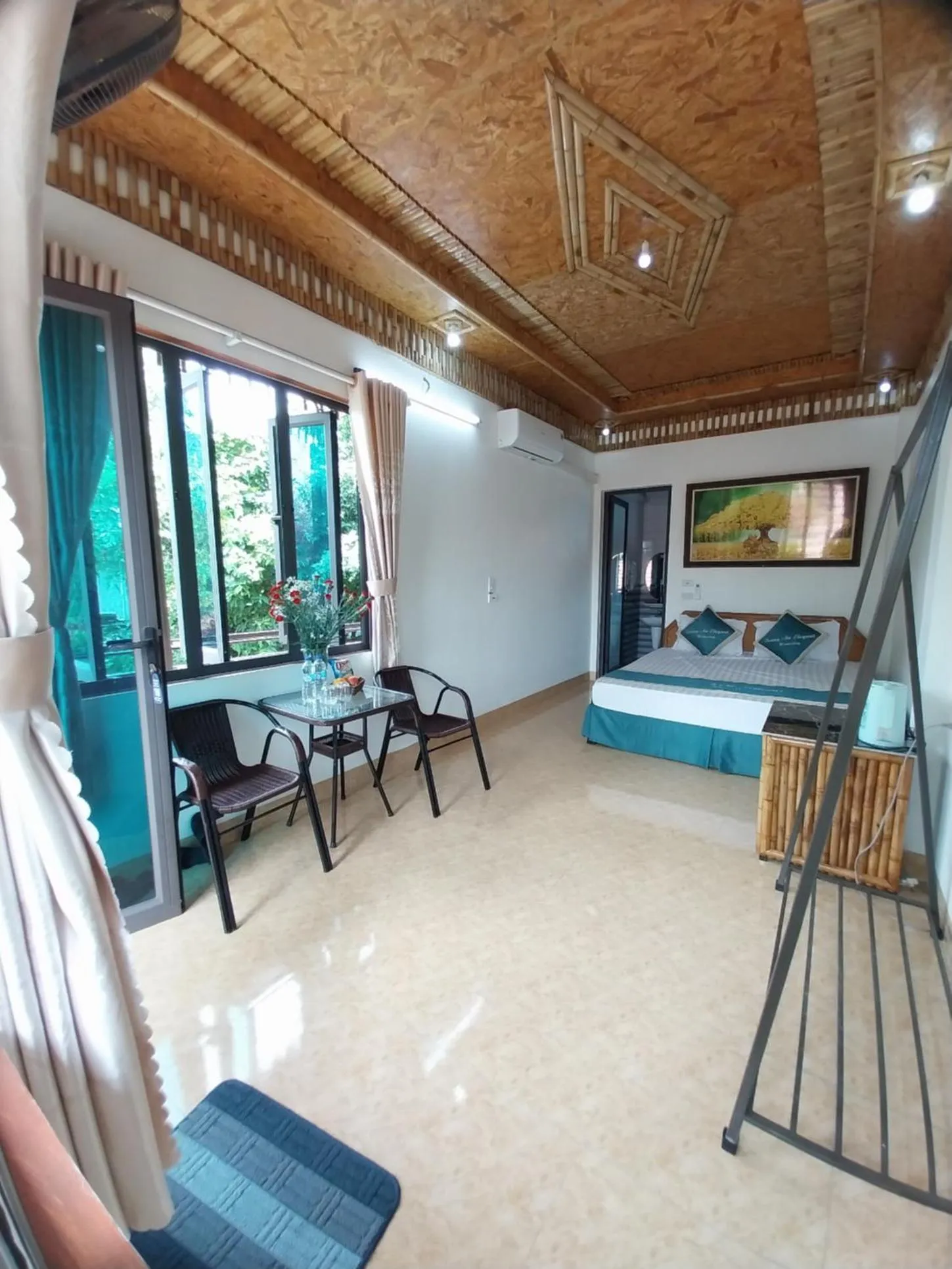 King Room with Pool View in Trang An Elegant Homestay