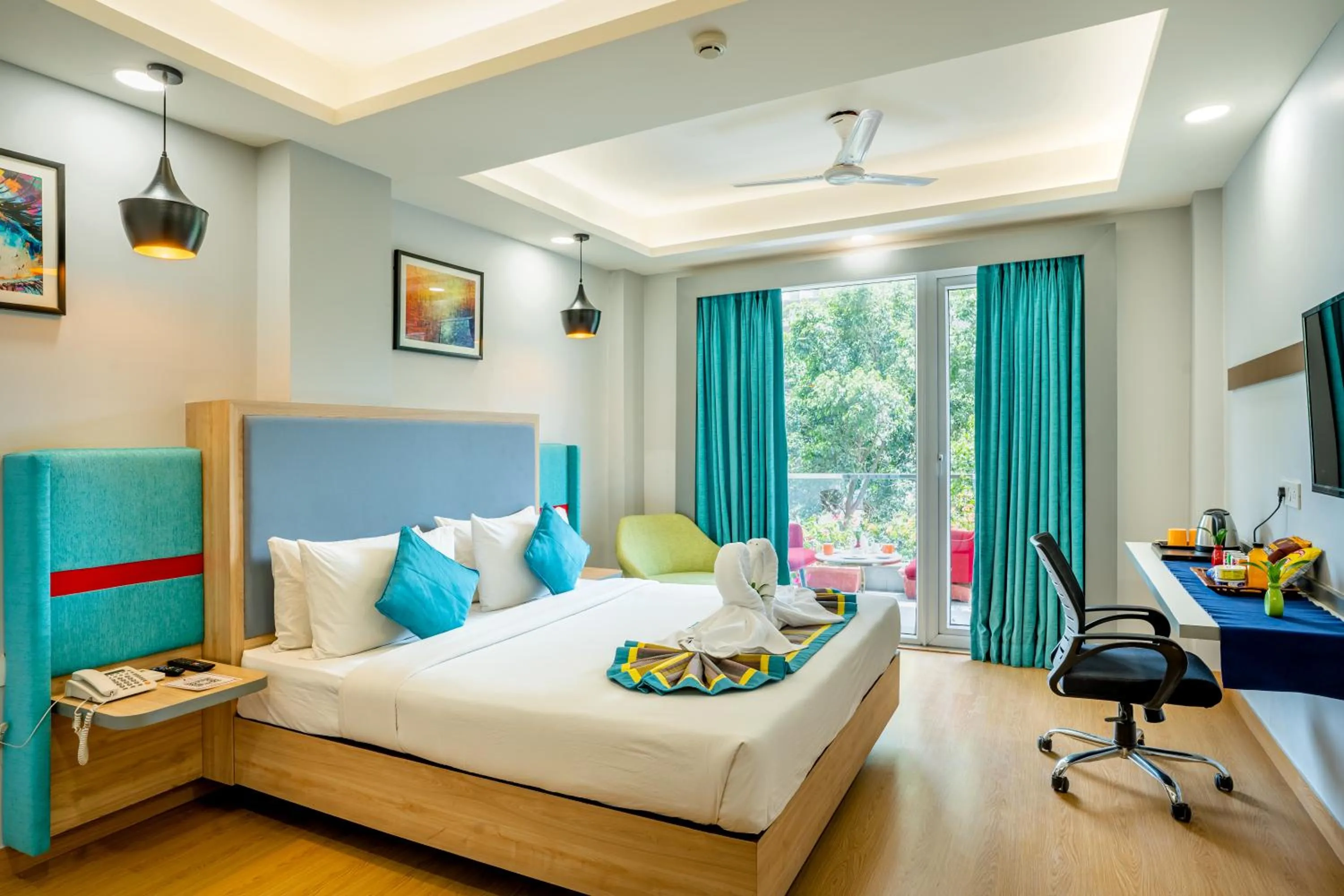 King Room in Inde Hotel Golf Course Extension, Gurgaon