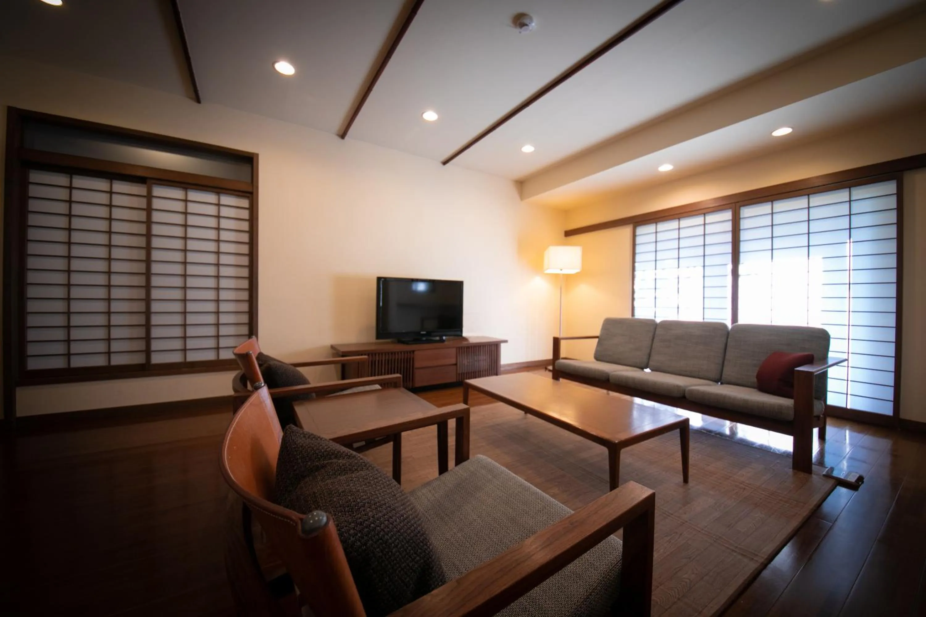 Deluxe Room with Tatami Area with Semi-Open Air Bath and Indoor Bath - single occupancy - Yamaboushi - in Yufuin Bettei Itsuki