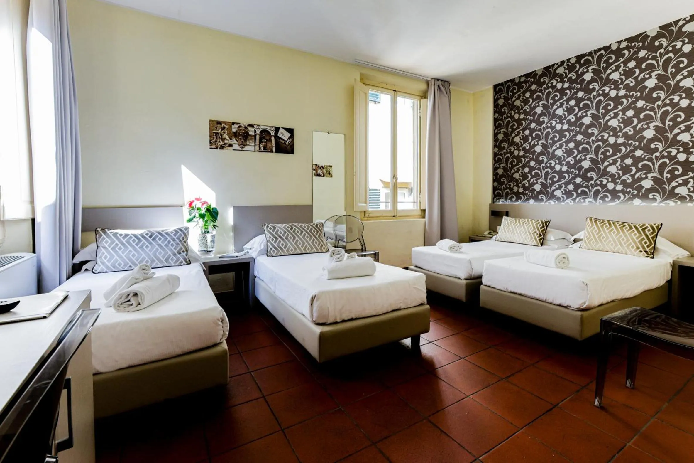 Superior Quadruple Room in Albergo Firenze