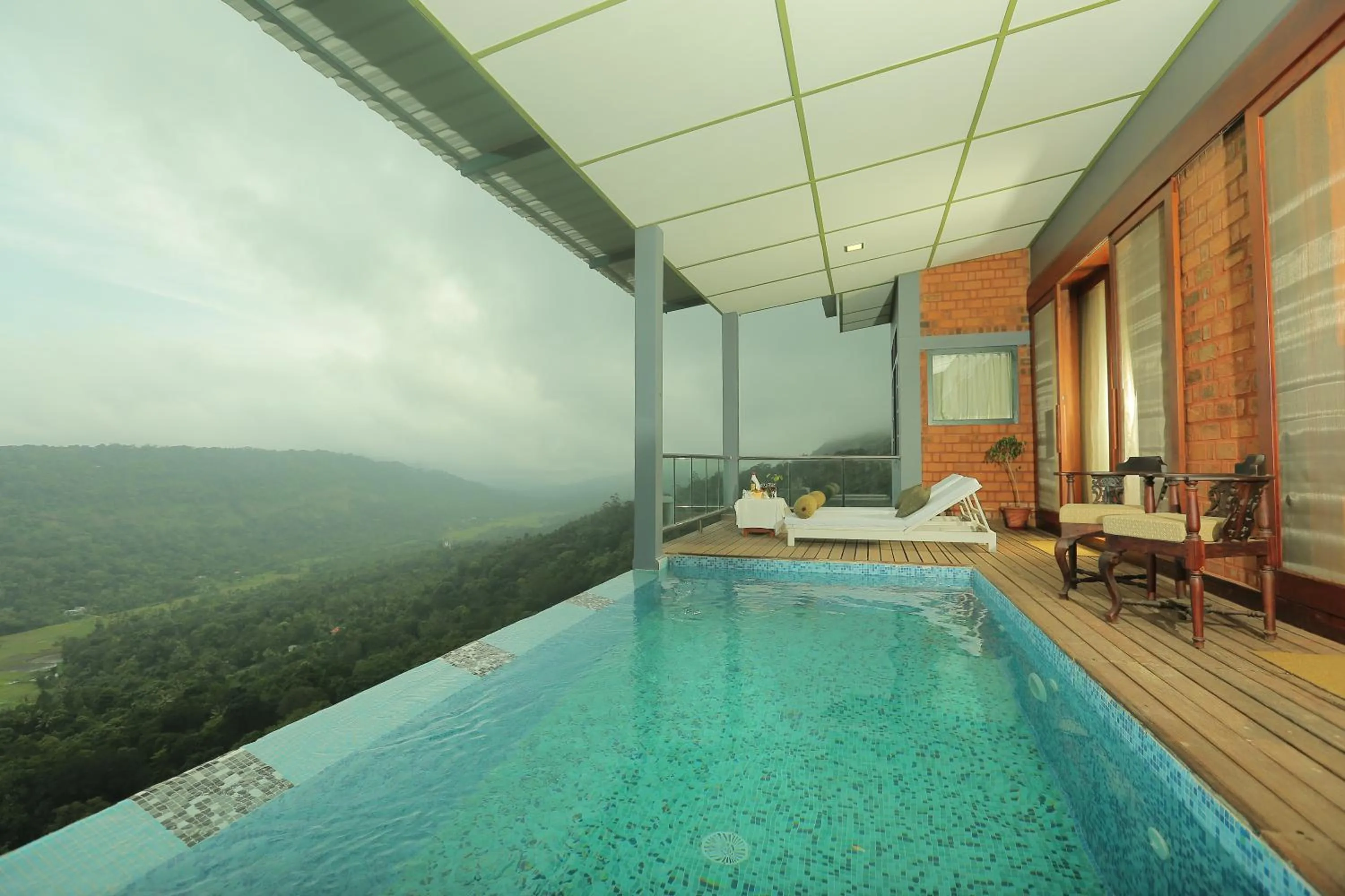 One-Bedroom Villa with Private Pool in SpiceTree Munnar
