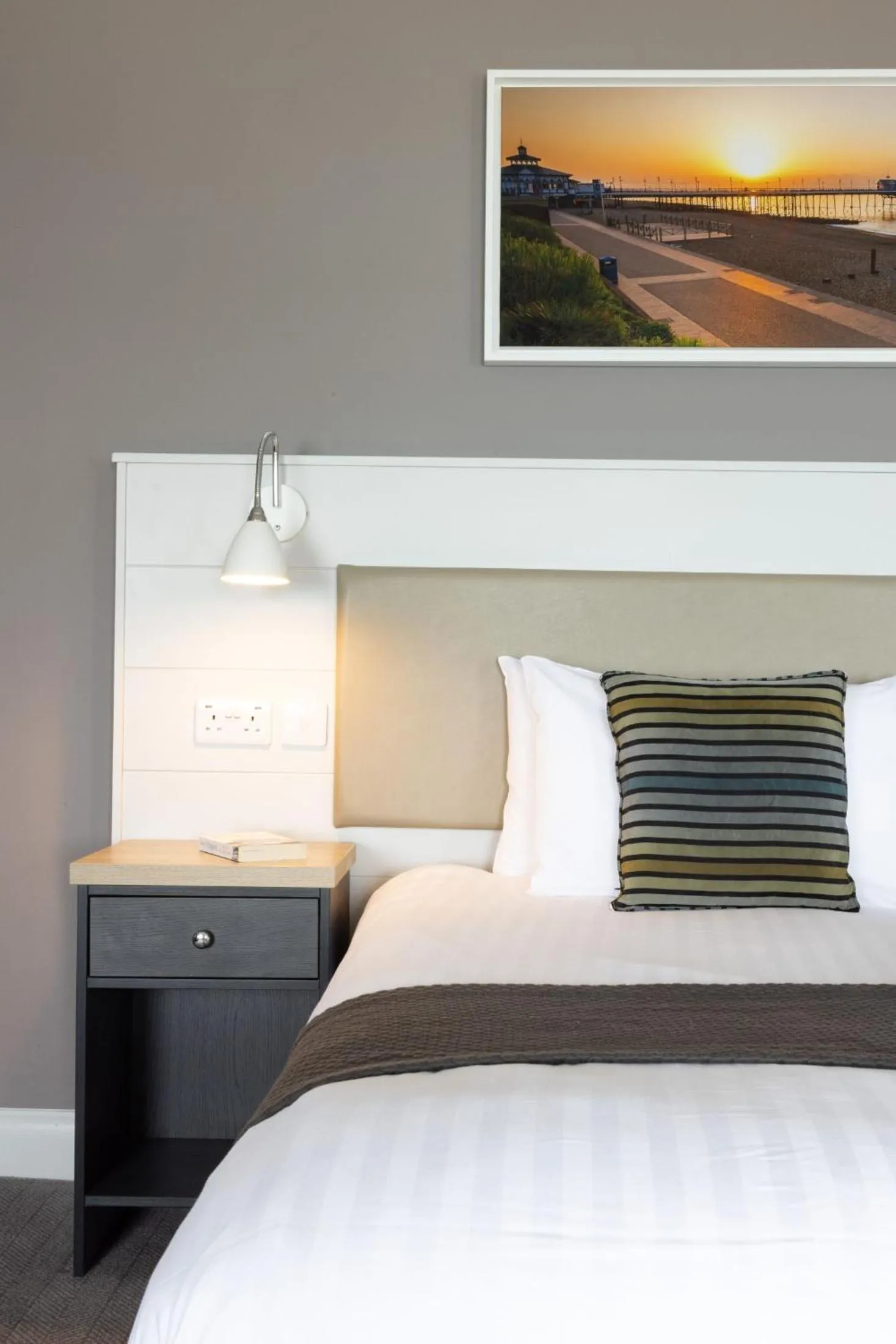 Superior Twin Room in The Burlington Hotel