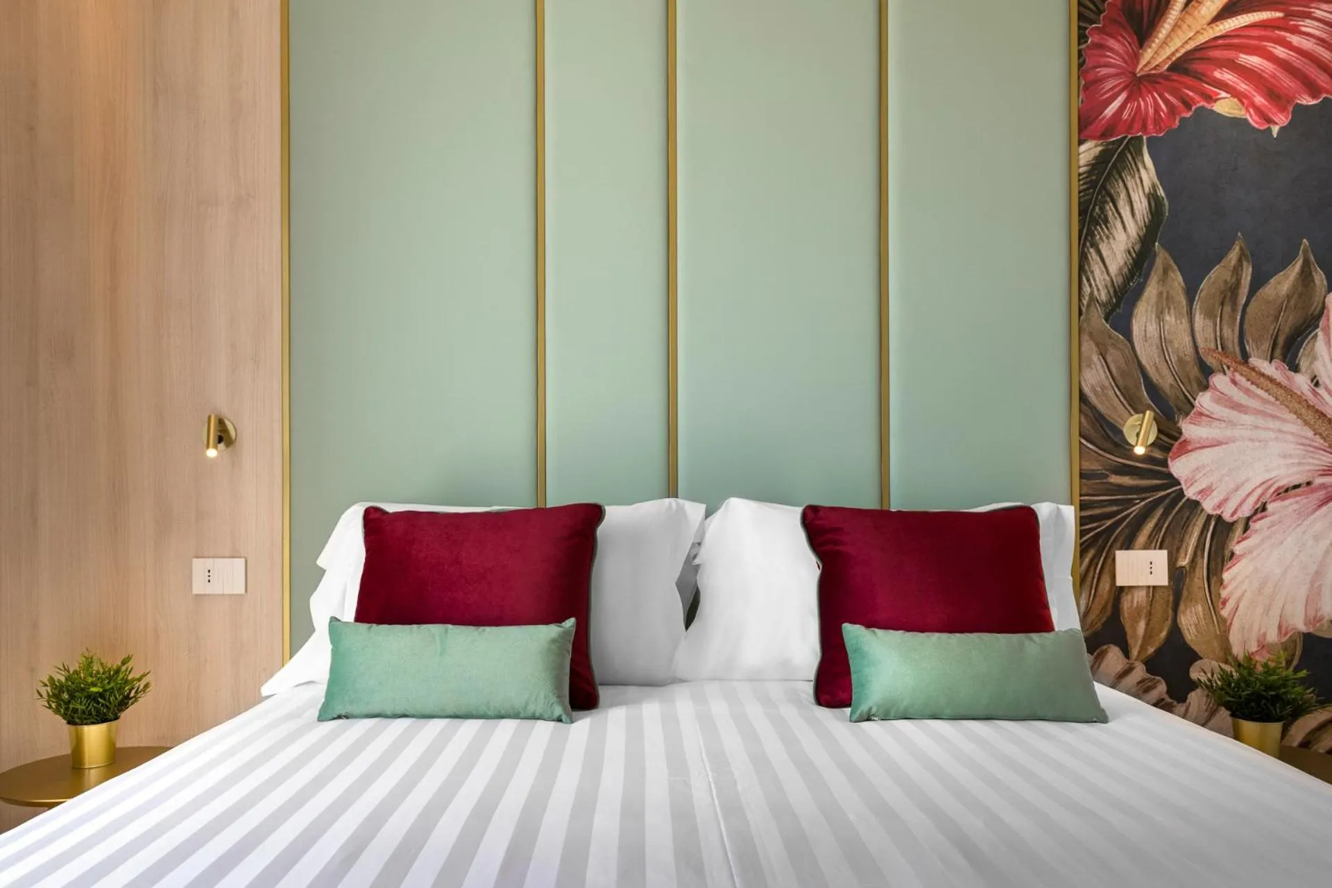 Superior Suite - single occupancy in Litoraneo Suite Hotel