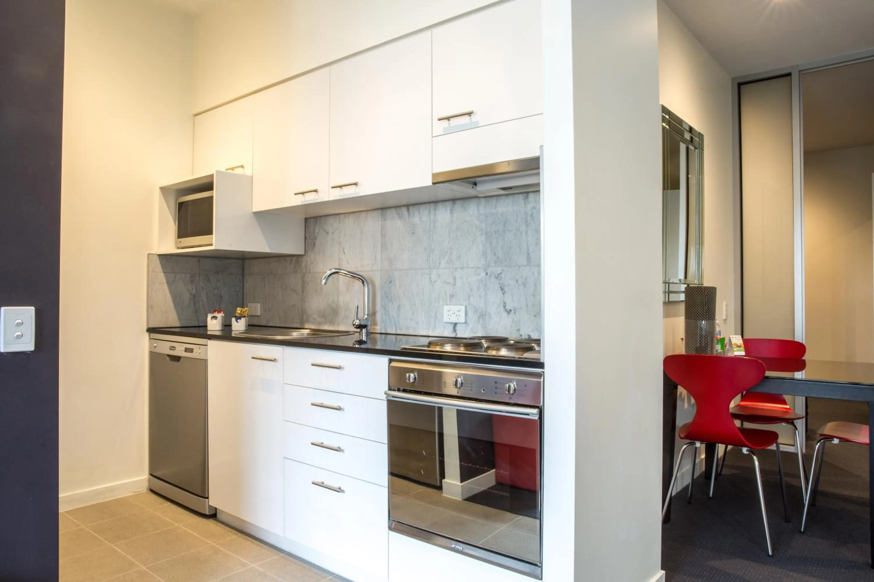 Executive One-Bedroom Apartment in Adara Hotel Richmond