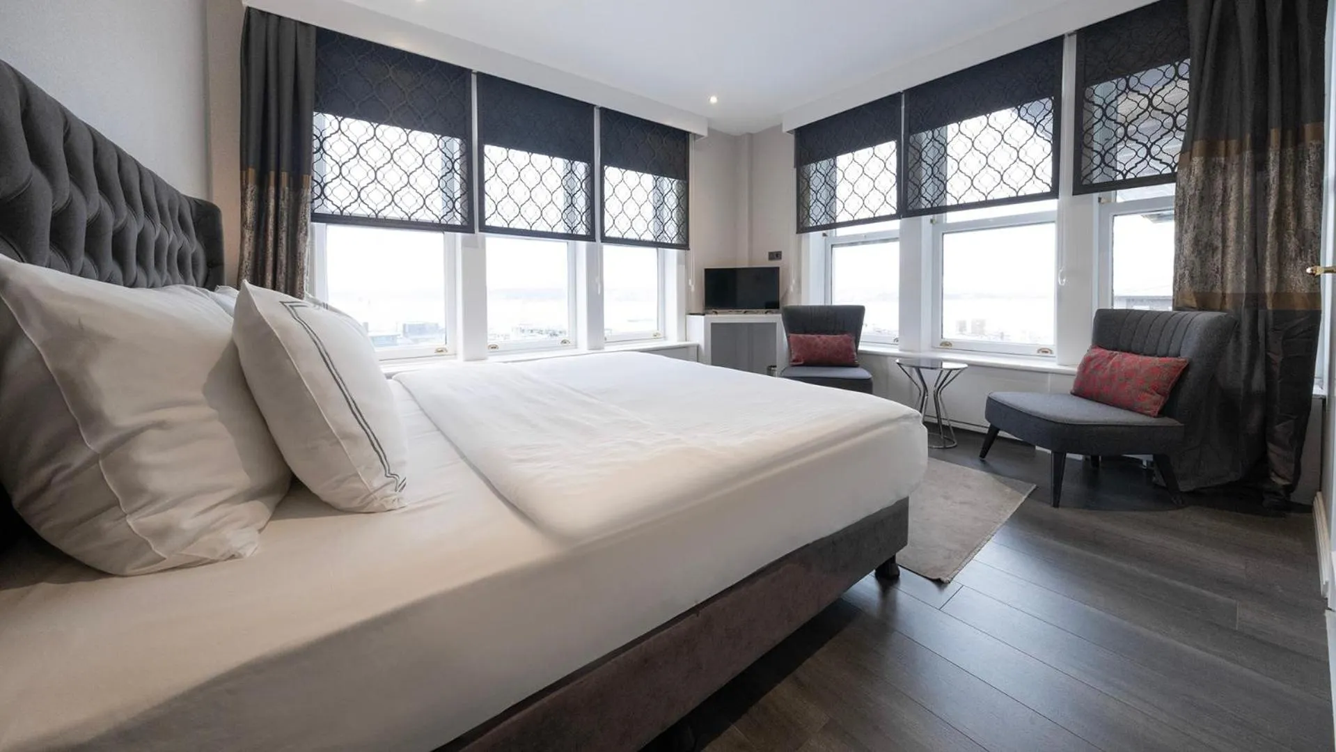 Deluxe Room with Sea View in Loop Hotel Bosphorus İstanbul