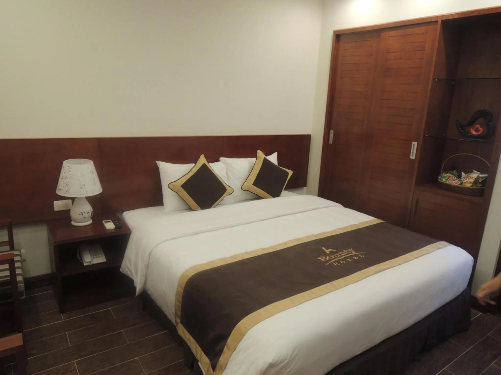 Standard Double Room in Bounty Hotel