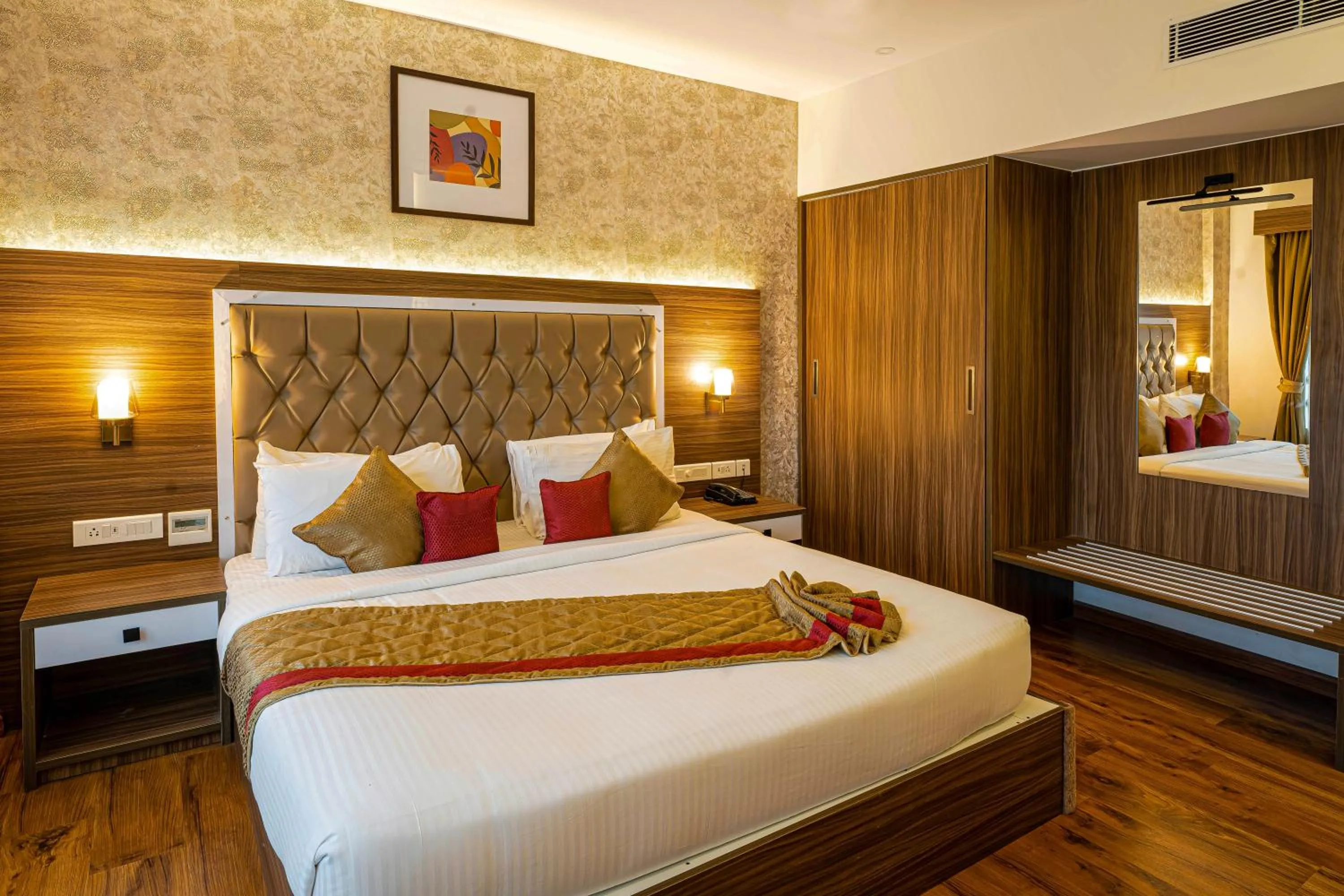 Deluxe Room in Kumarakom Park Resort