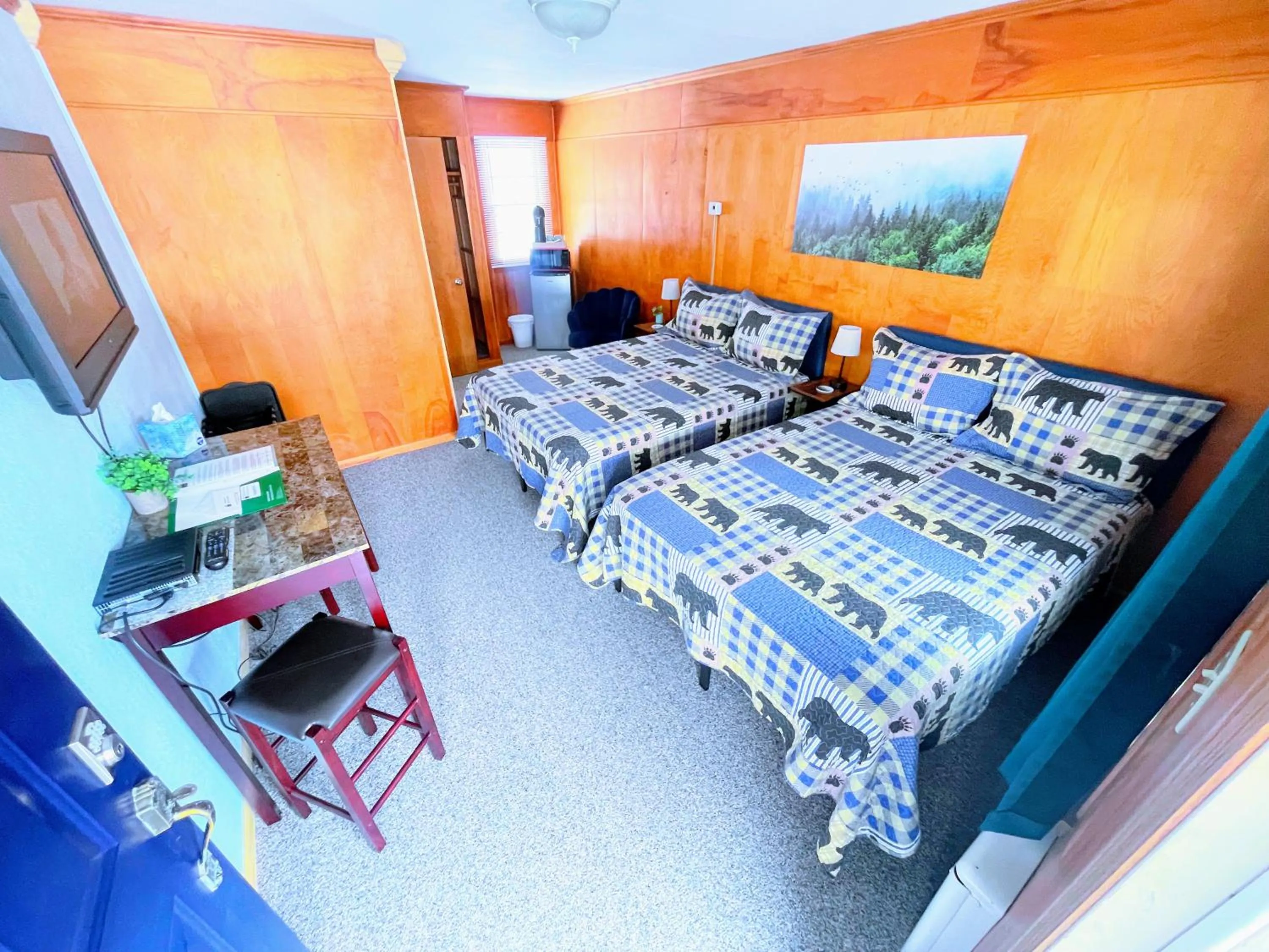 Deluxe Double or Twin Room in Hillcrest Motel