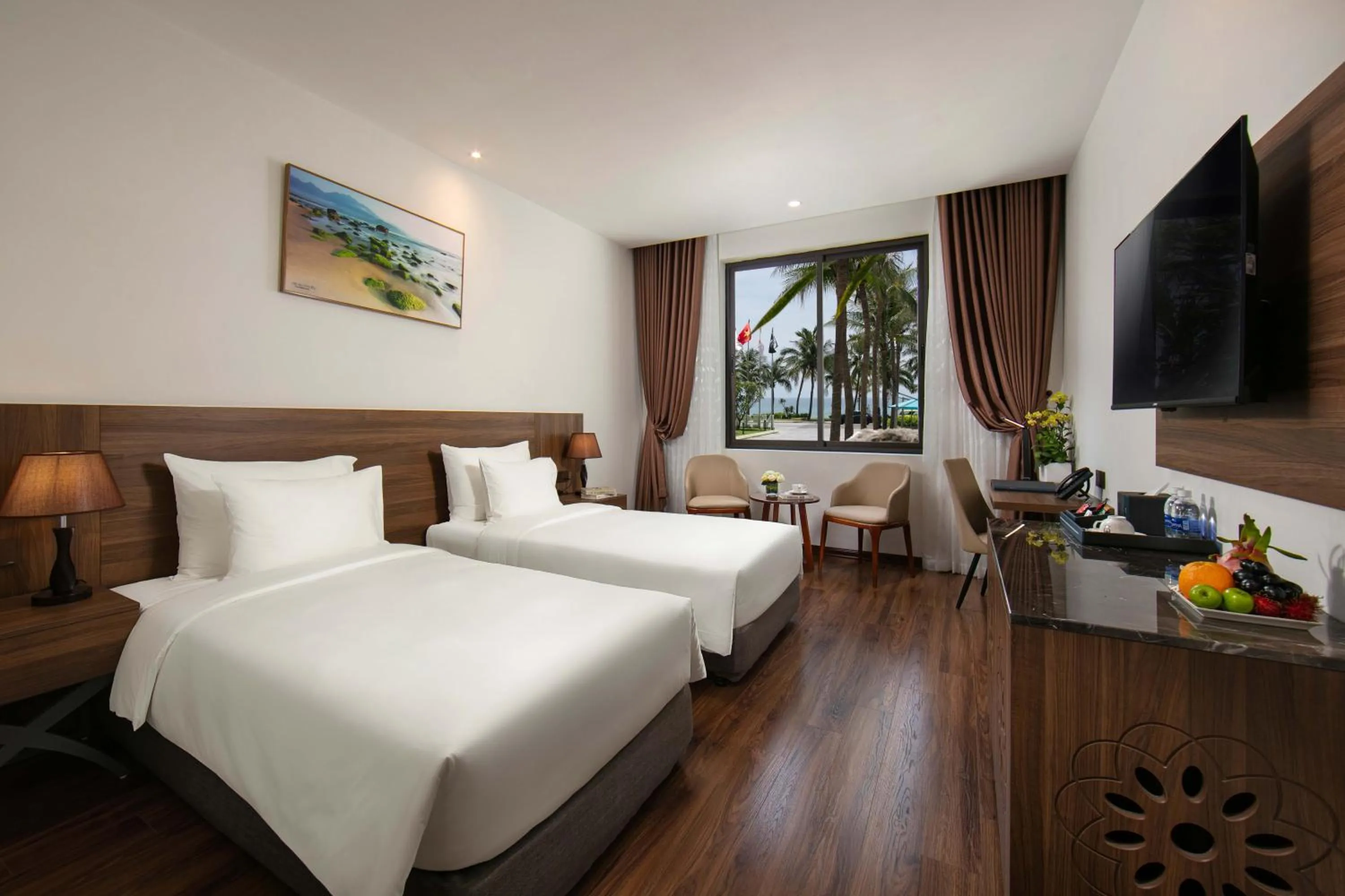 Superior Twin Room with Partial Sea View in Nesta Hotel Da Nang