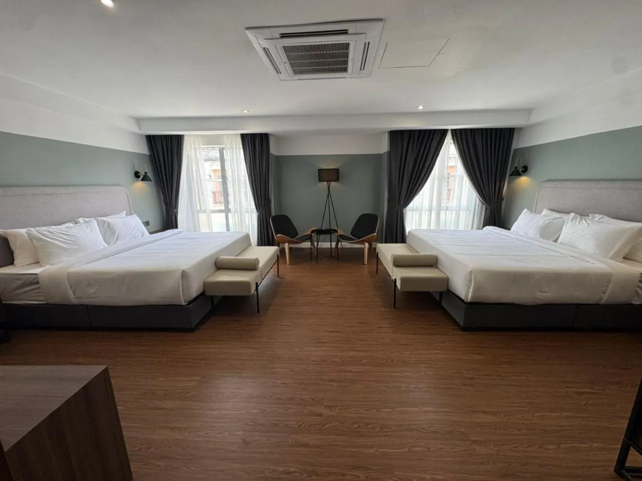 Family Junior Suite (6 Pax) in Hotel Seri Costa