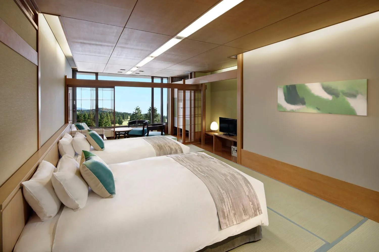 Superior Twin Room with Tatami Area (Highest Floor) - Non-Smoking in Hakone Yunohana Prince Hotel