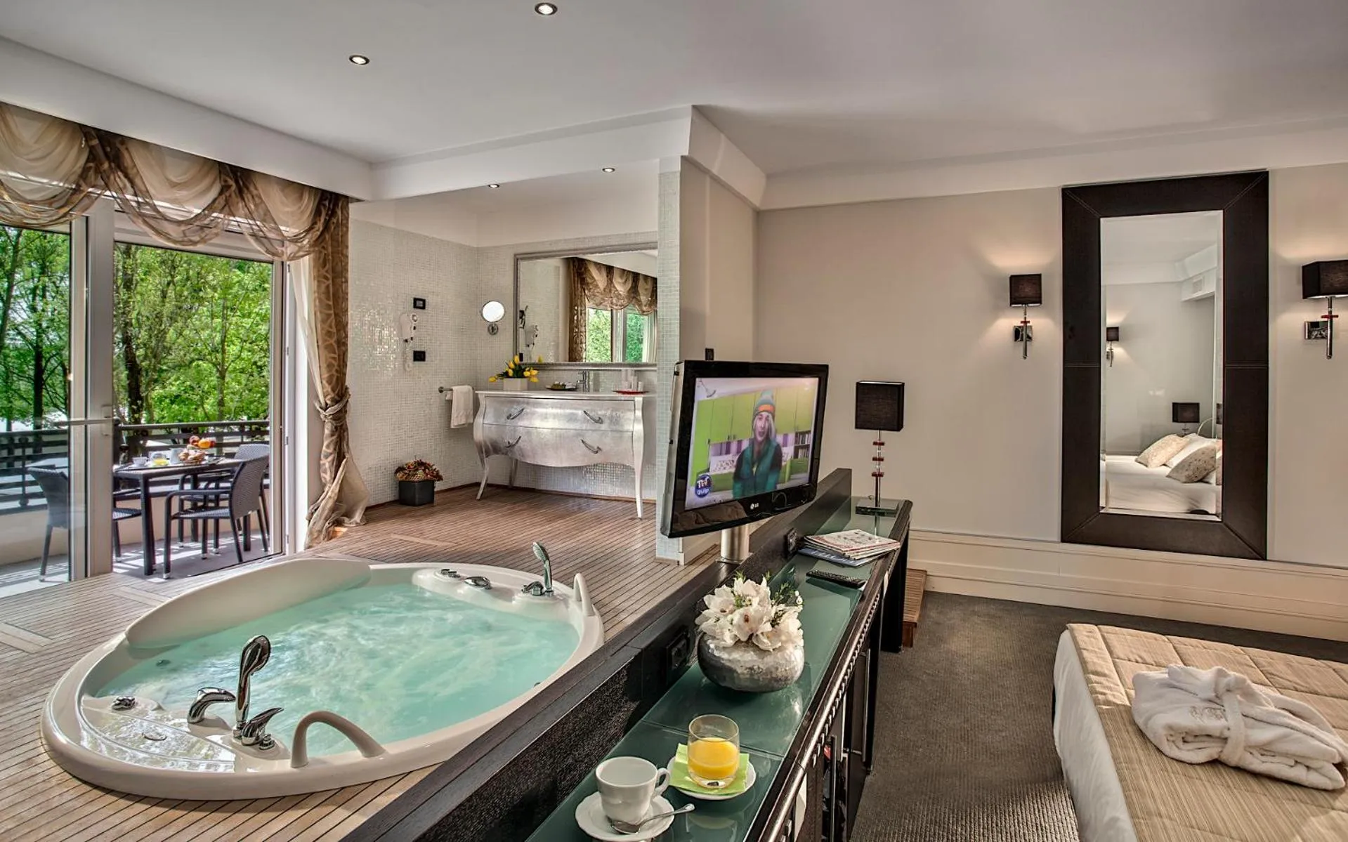 Junior Suite with Terrace - single occupancy in Park Hotel Junior