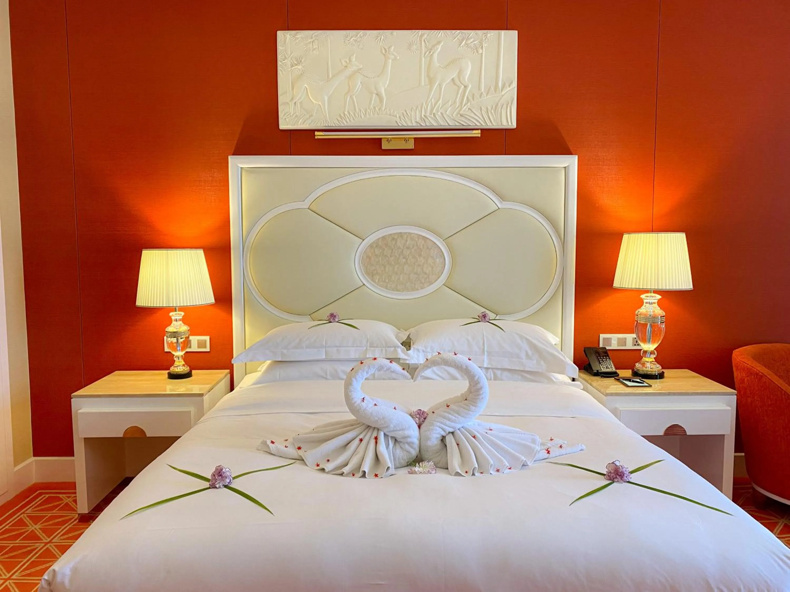 Deluxe Double Room with Sea View in Continental Xin Hao Hotel and Resort 洲际新濠酒店