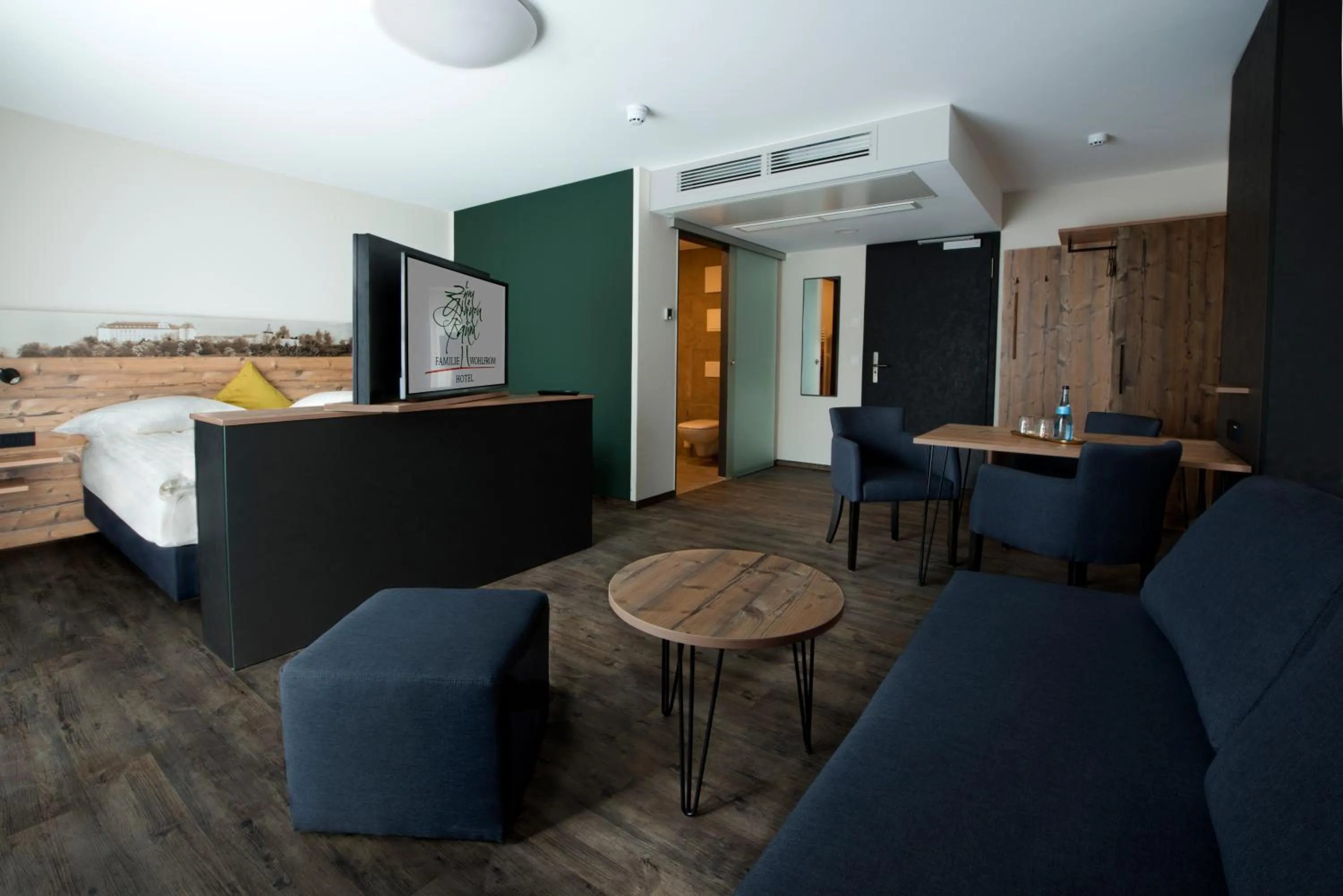 Deluxe Double Room with Extra Bed - single occupancy in Hotel Zum Grünen Baum