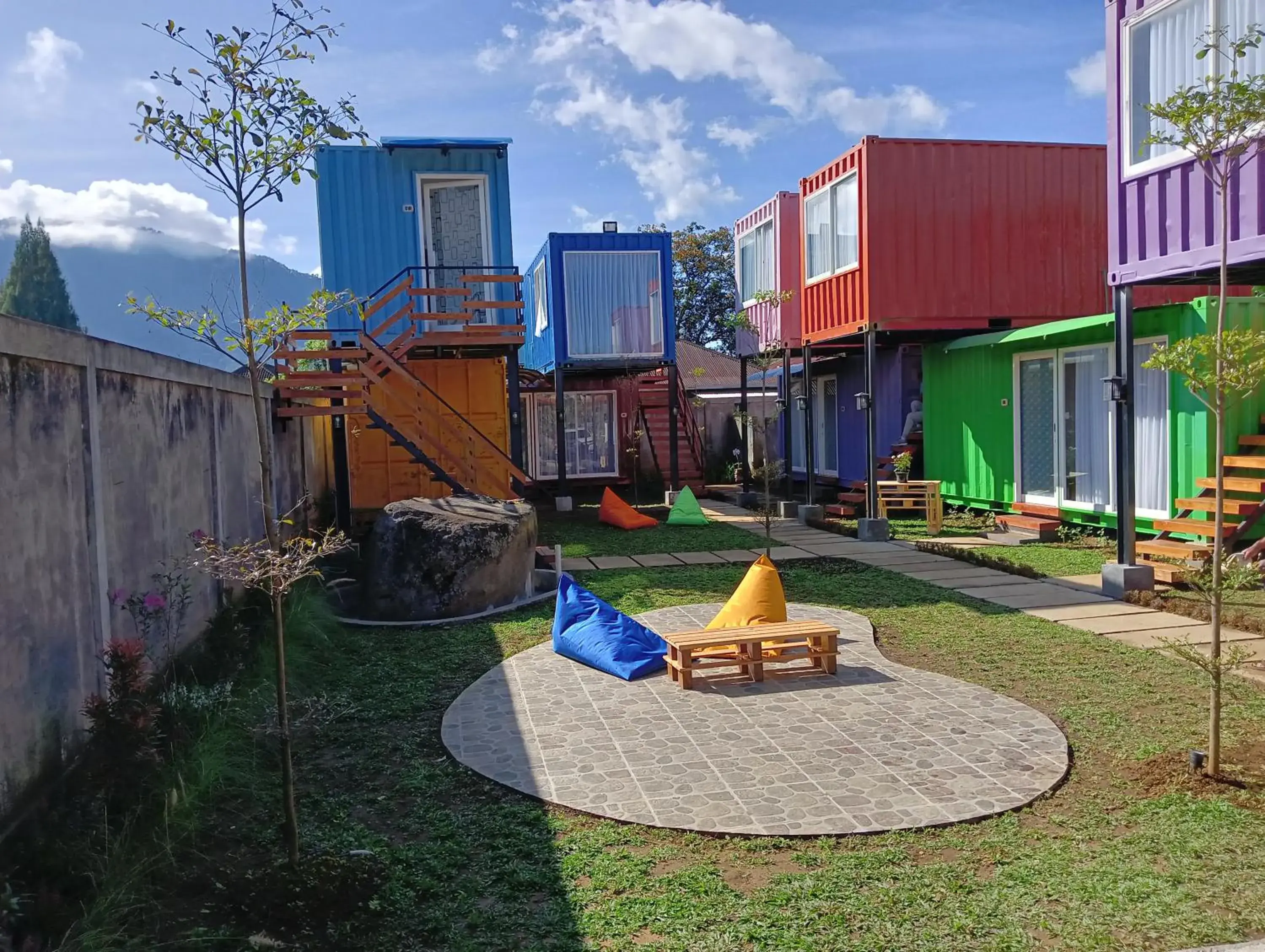 Container Smart Stay CSS Container Smart Stay CSS