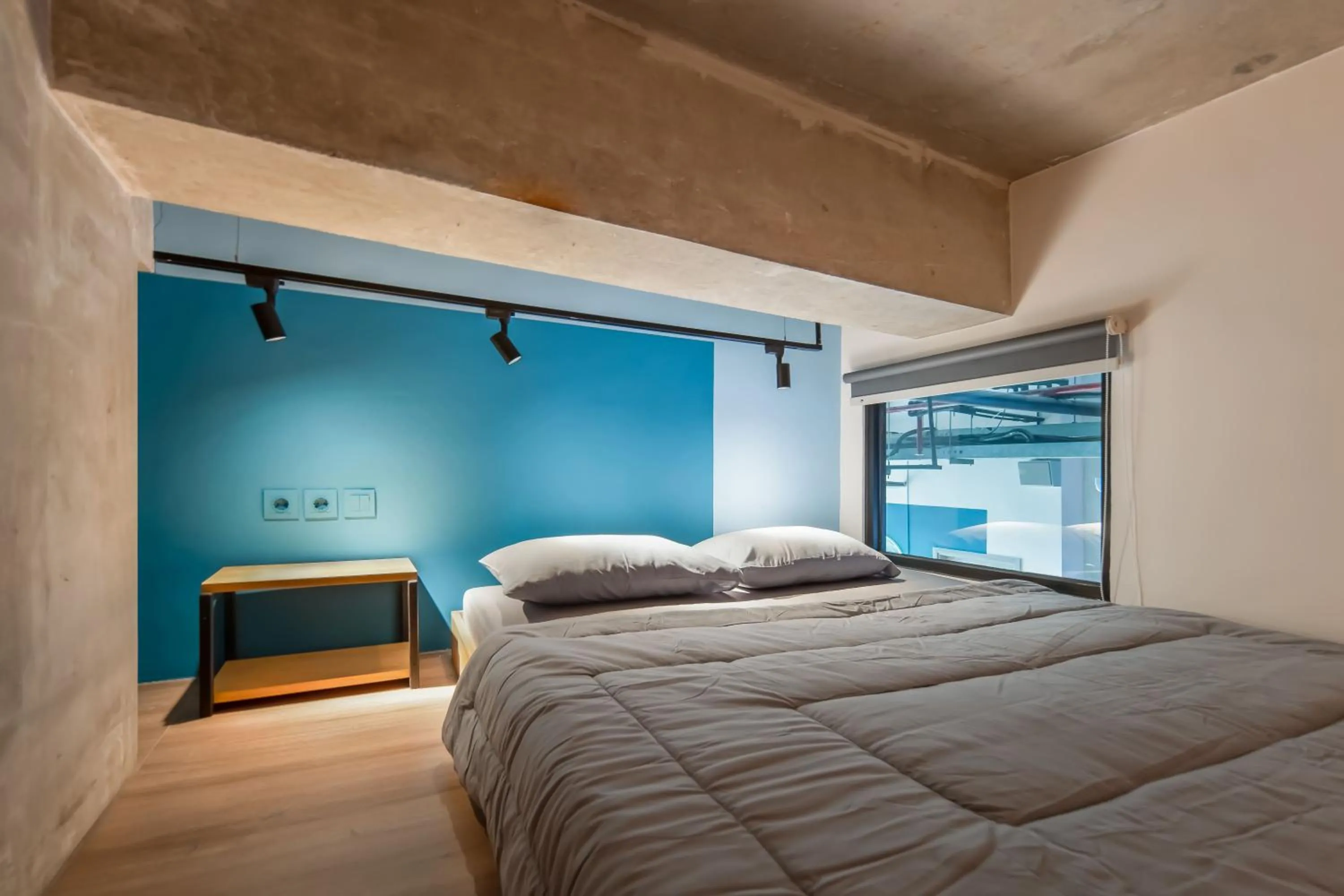 Deluxe Internal Window in Cove Hillcrest