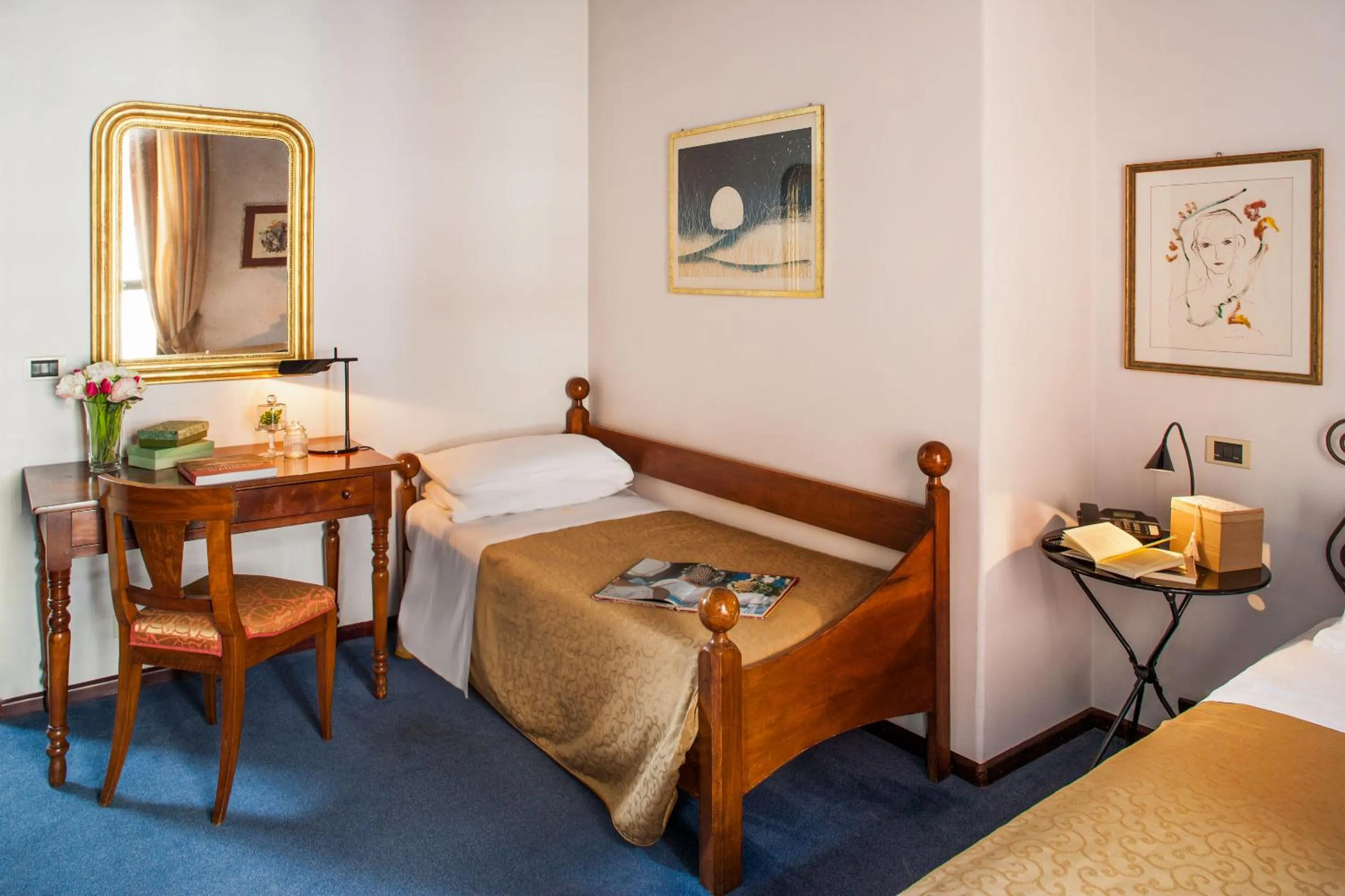 Classic Triple Room in Phi Hotel Palio