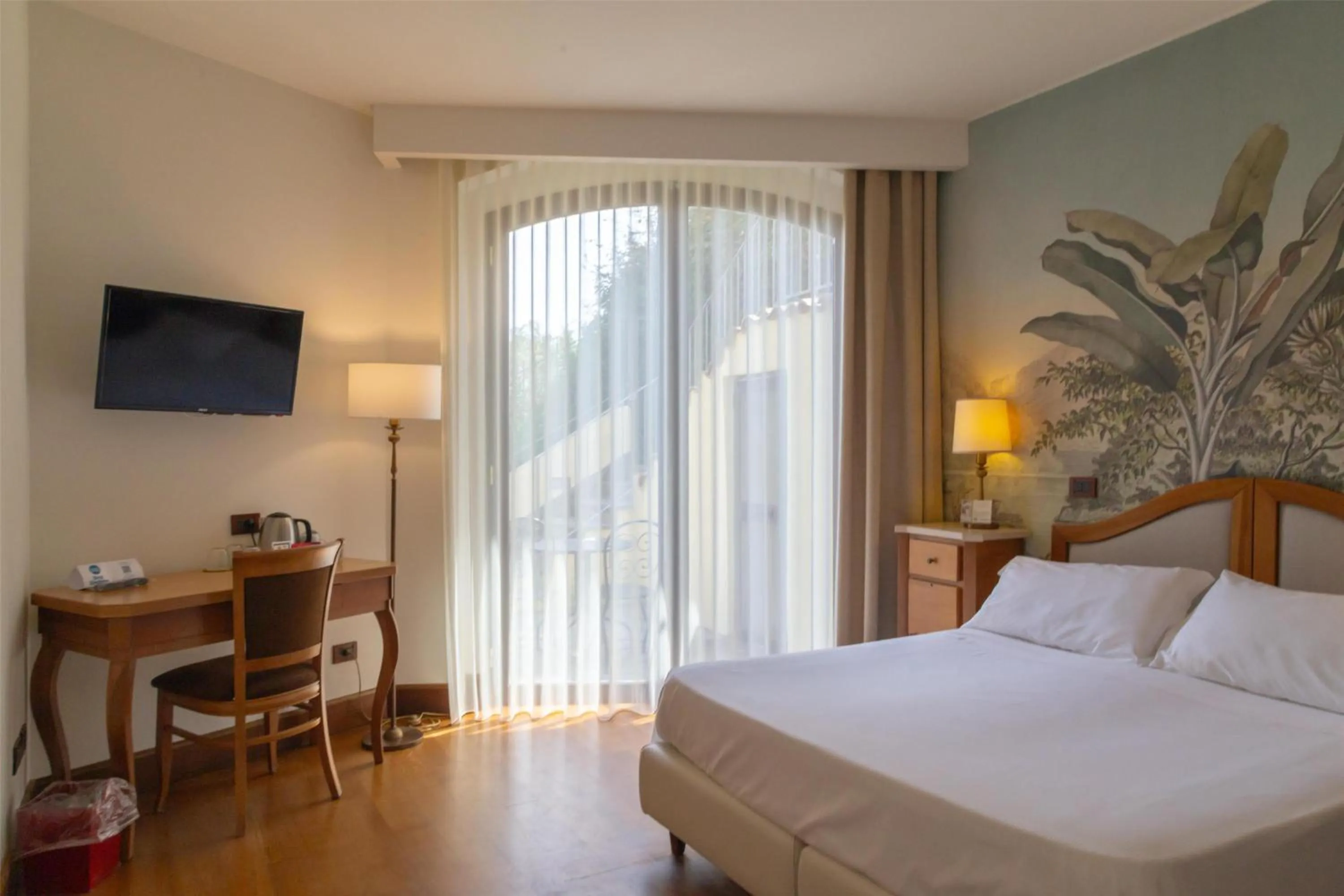 Standard Queen Room with Single Bed in Best Western Hotel Santa Caterina
