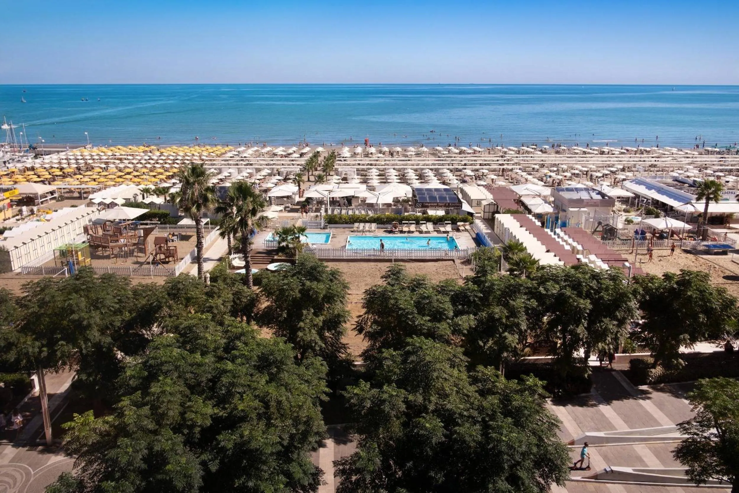 Deluxe double room with Front Sea View - single occupancy in Hotel Lungomare