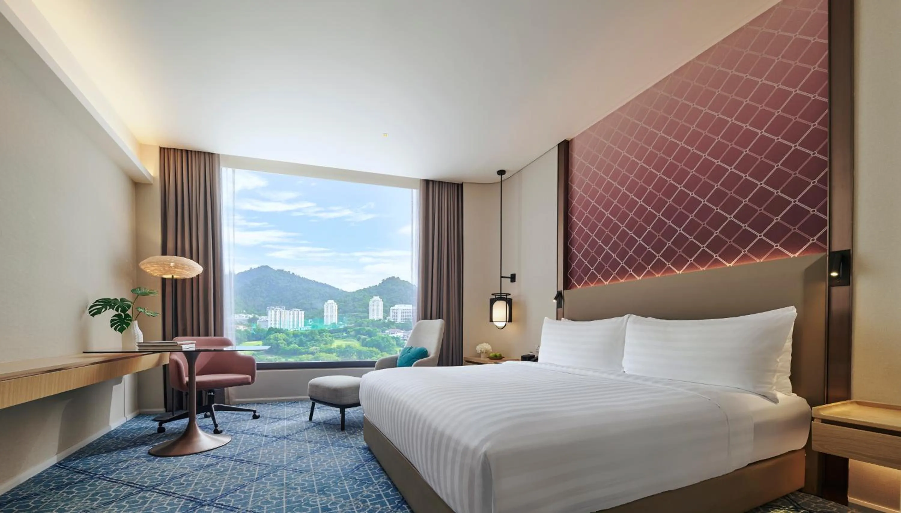 Executive Deluxe King Room in Amari SPICE Penang